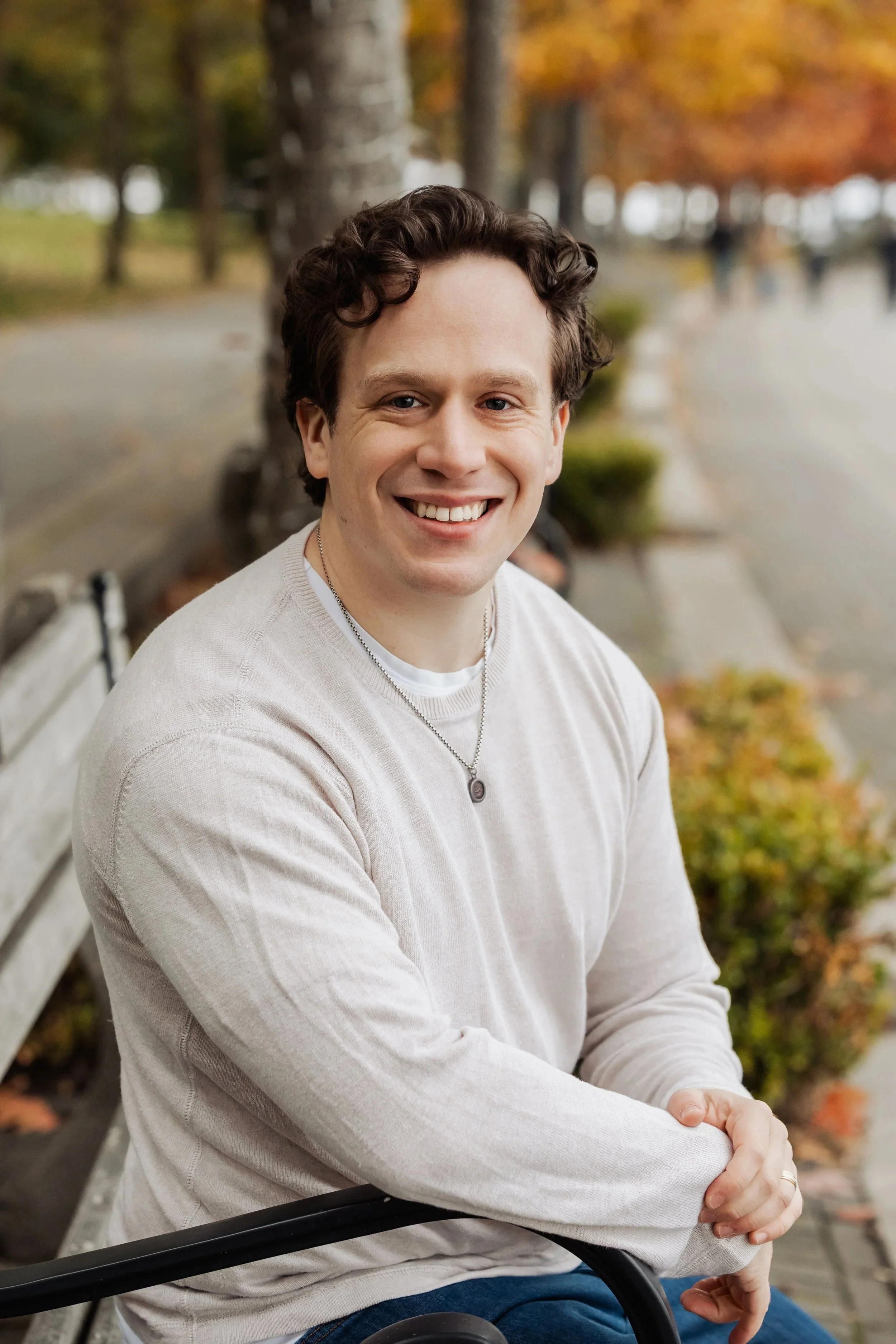 Dr. Simon Elterman