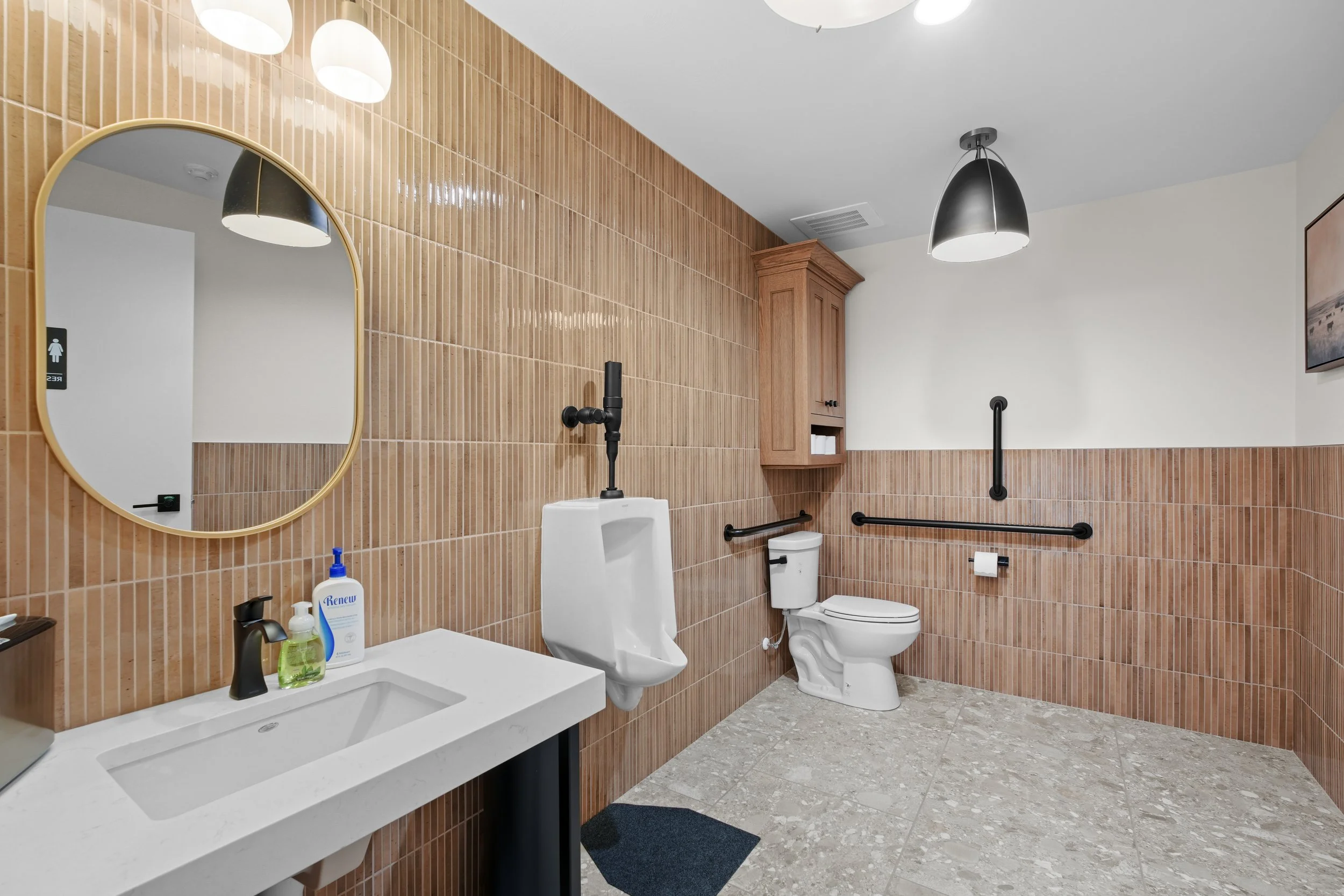 JAB Office-206.JPG