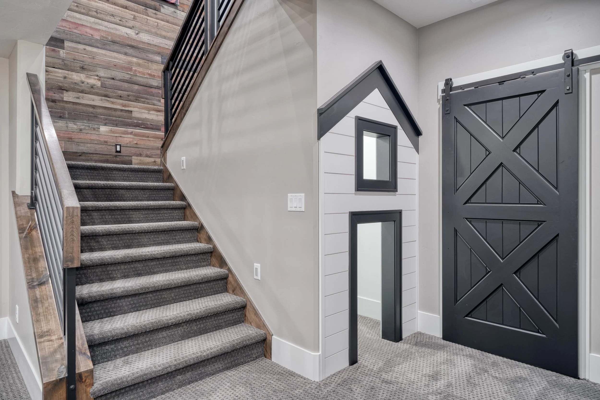 6471 Desert Peak Dr-New-24.jpg