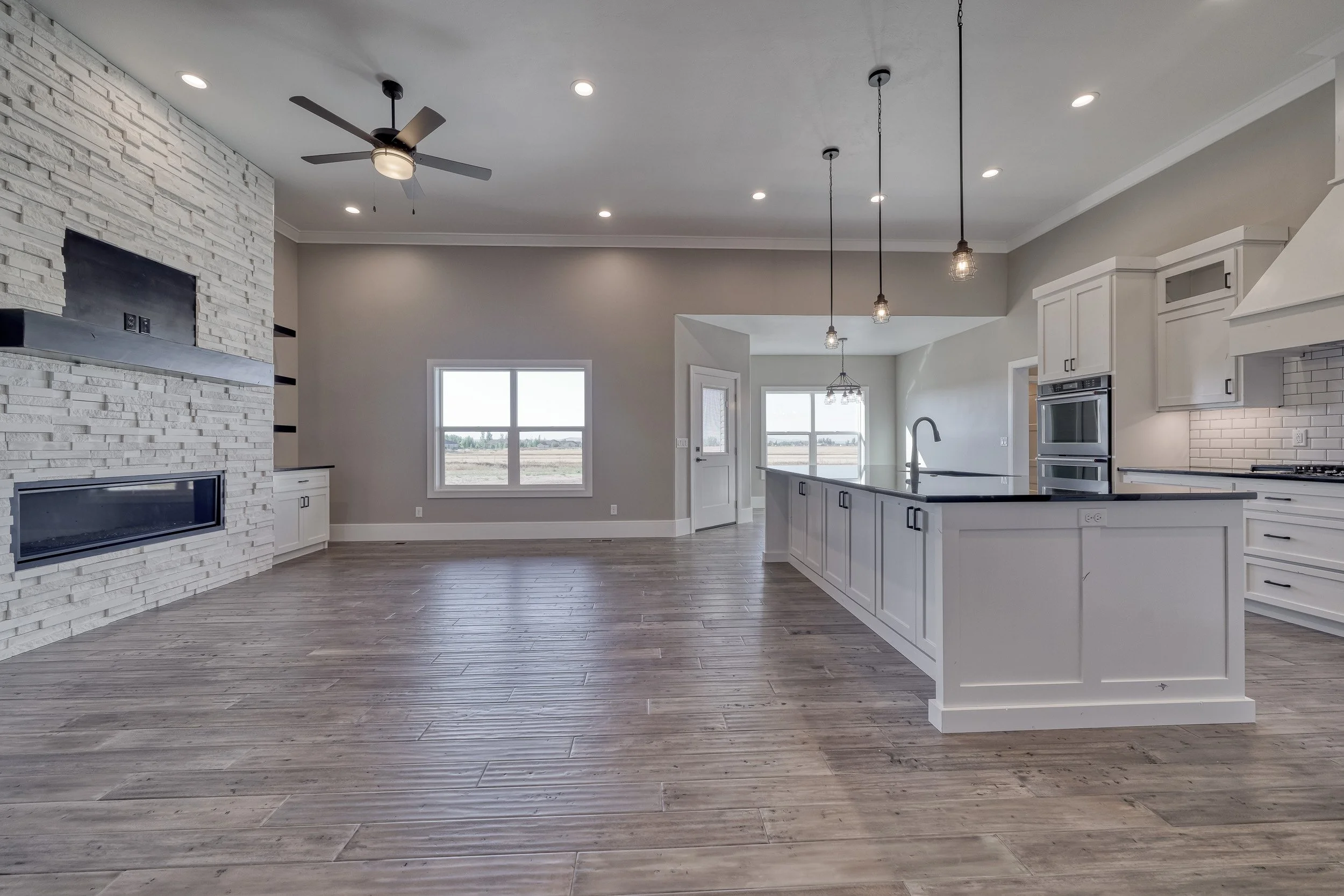 4068 E 159 N-12.jpg