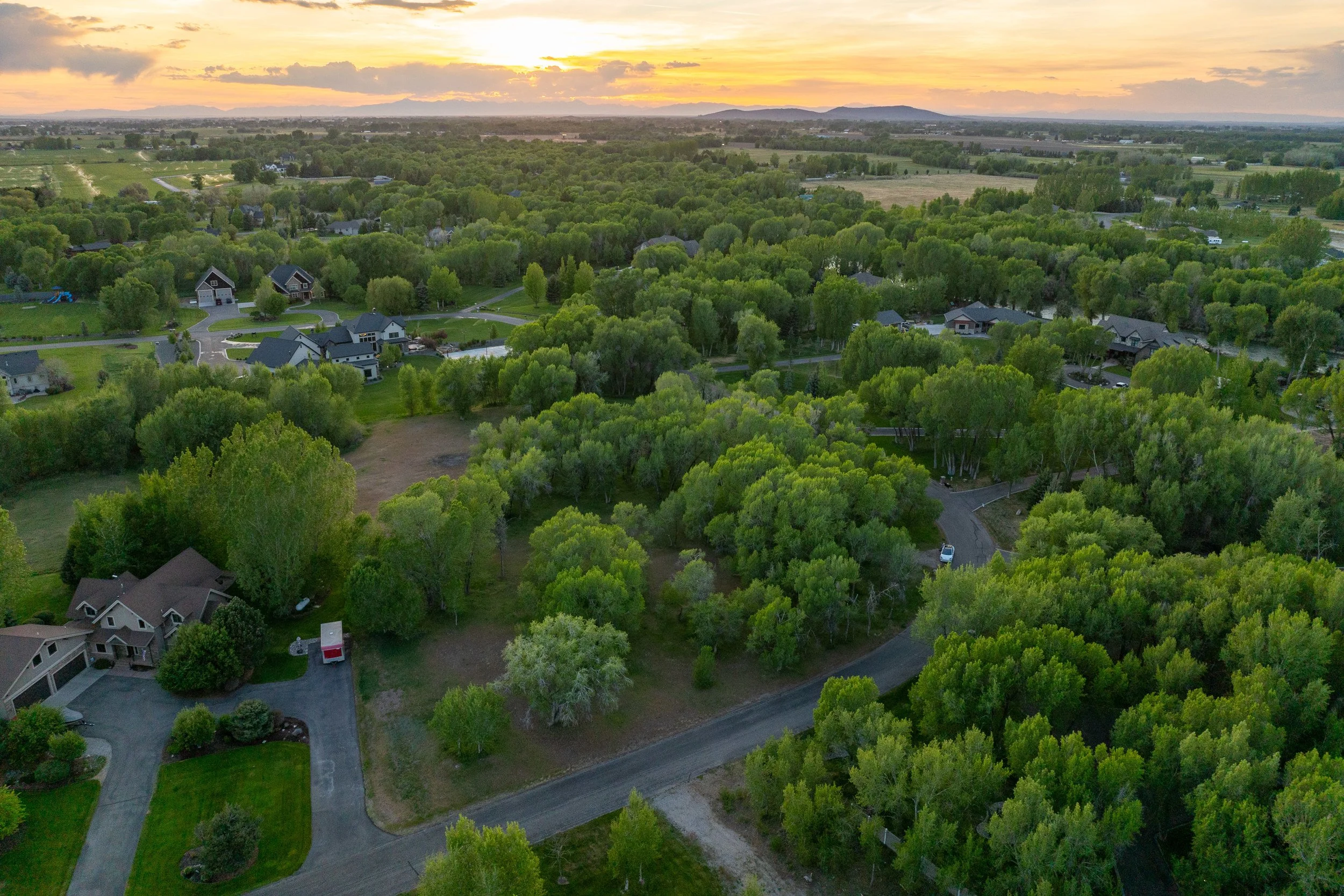 Riverbend Estates property photo 9
