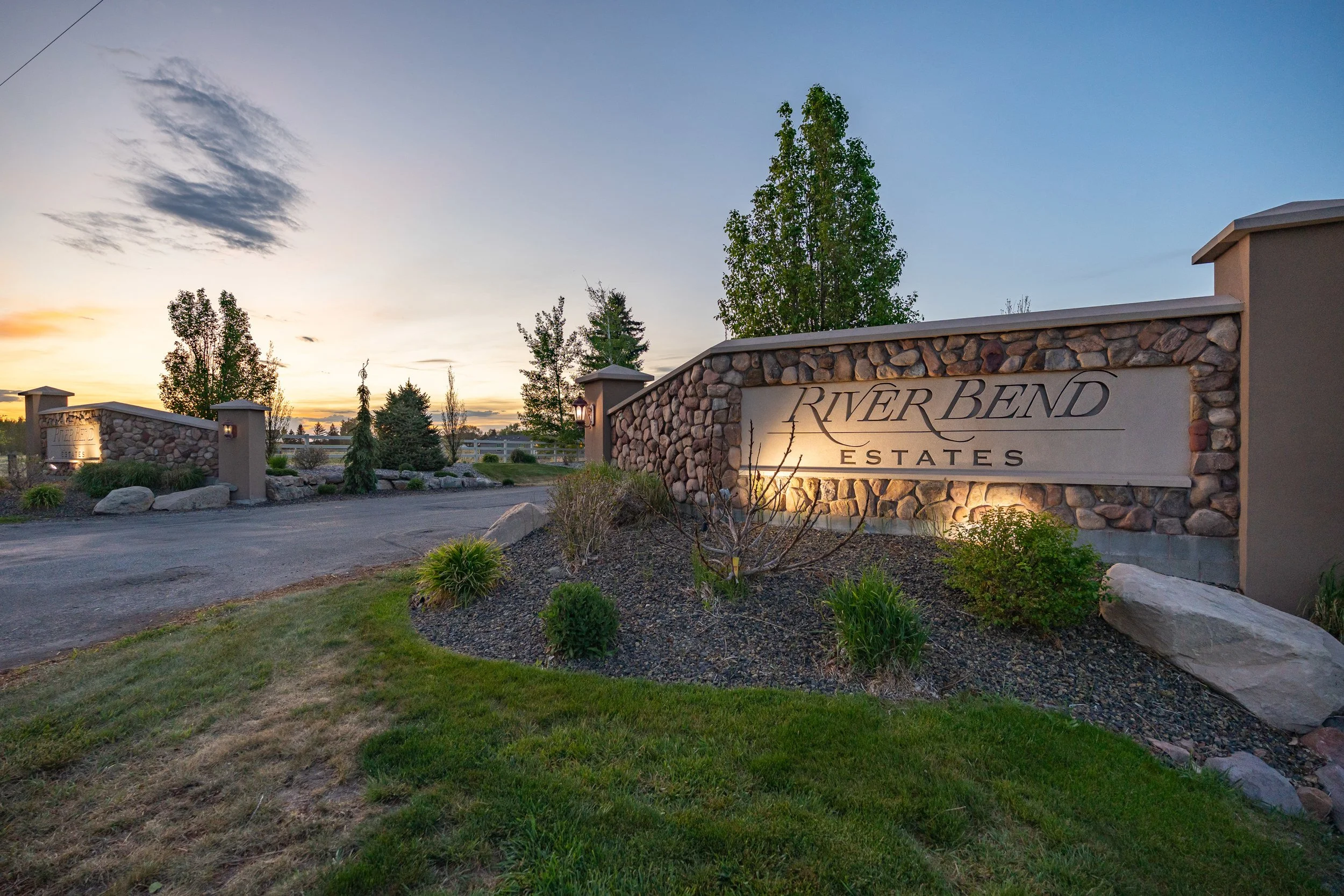 Riverbend Estates property photo 2
