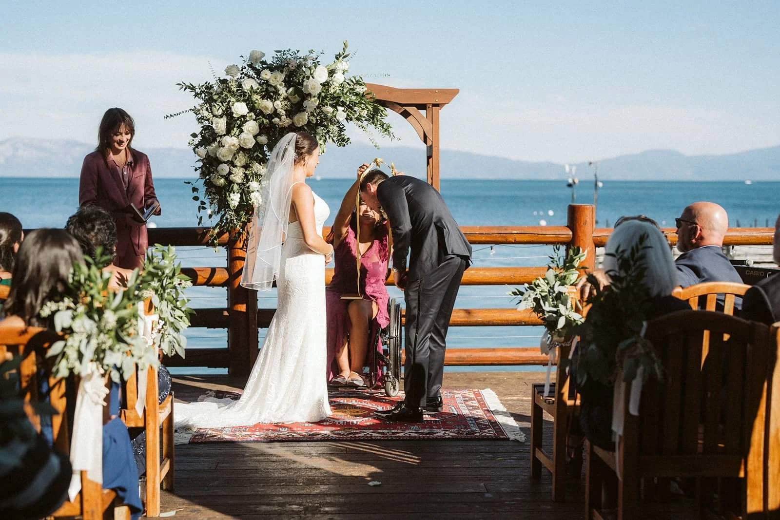 sunnyside-lodge-wedding-ceremony-01 (4).jpg