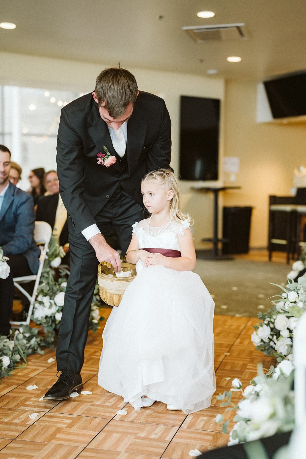 winters-creek-lodge-wedding-ceremony-01 (2).jpg