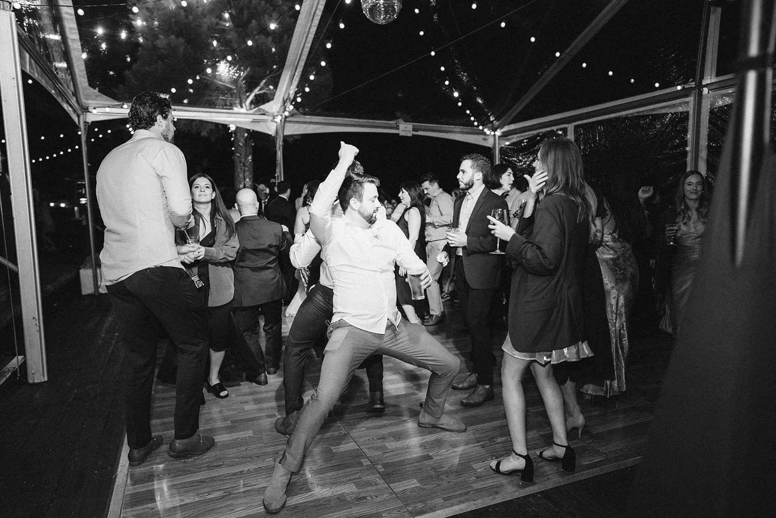 sunnyside-lodge-wedding-ceremony-01 (10).jpg