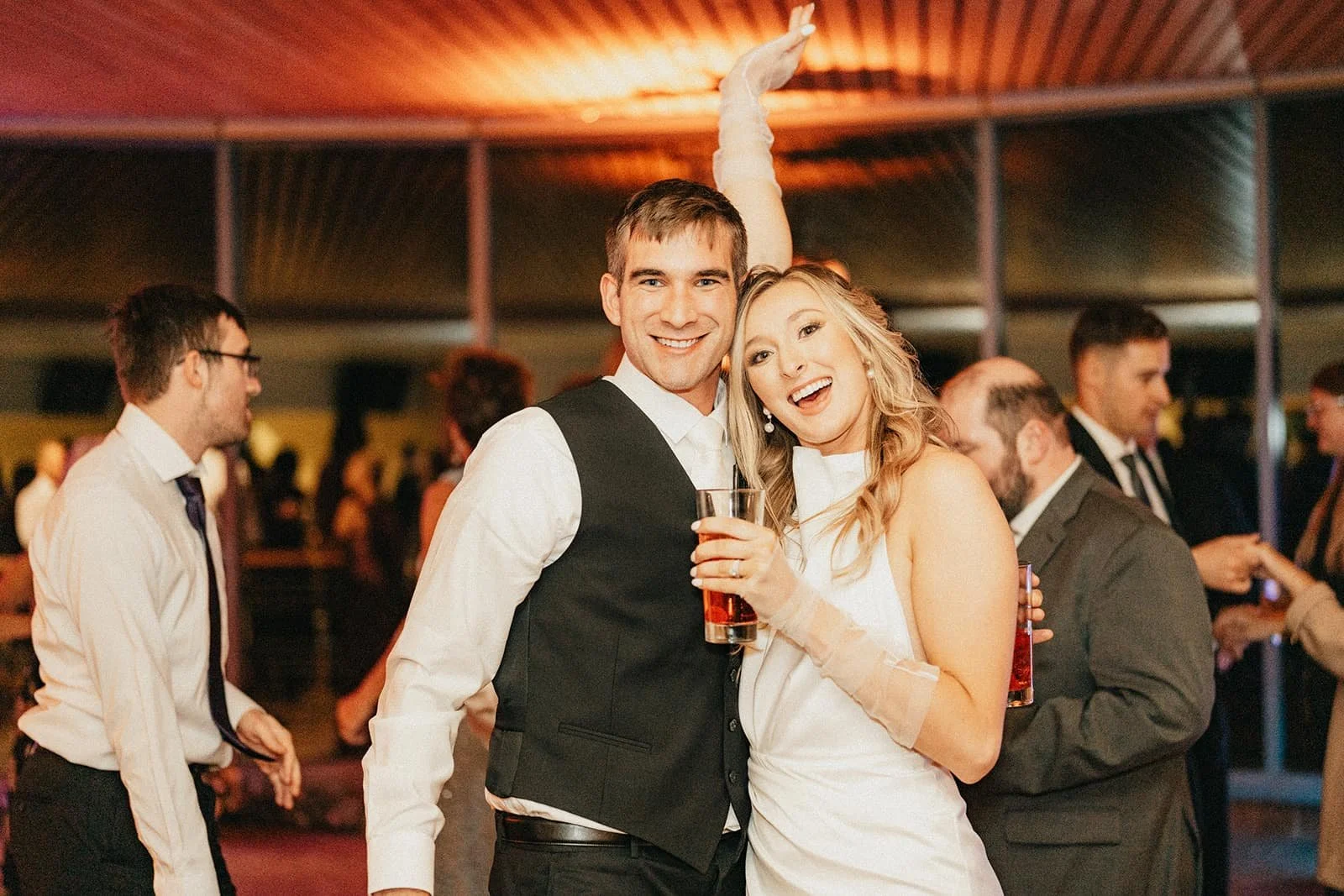 RachelBrendan_danceFLoor_0926_websize (1).jpg