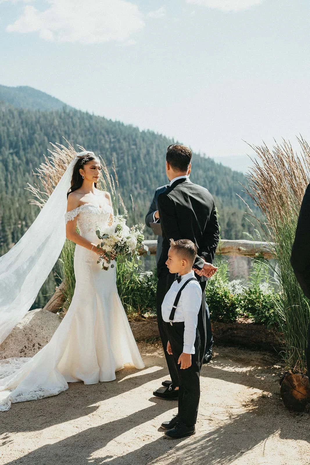 tahoe-blue-estate-wedding-ceremony-01 (15).jpg