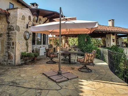 custom-home-architect-austin-patio-umbrella.jpg