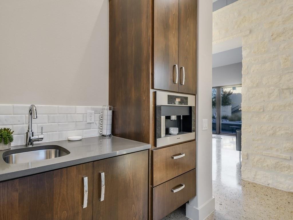 serendipity-residence-kitchen-coffee-nook.jpg