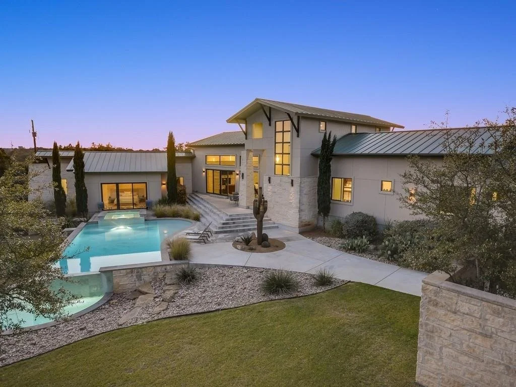 serendipity-residence-modern-home-spicewood.jpg