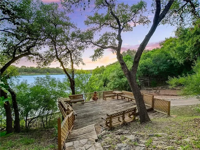 texas-hill-country-lakefront-wooden-deck.webp