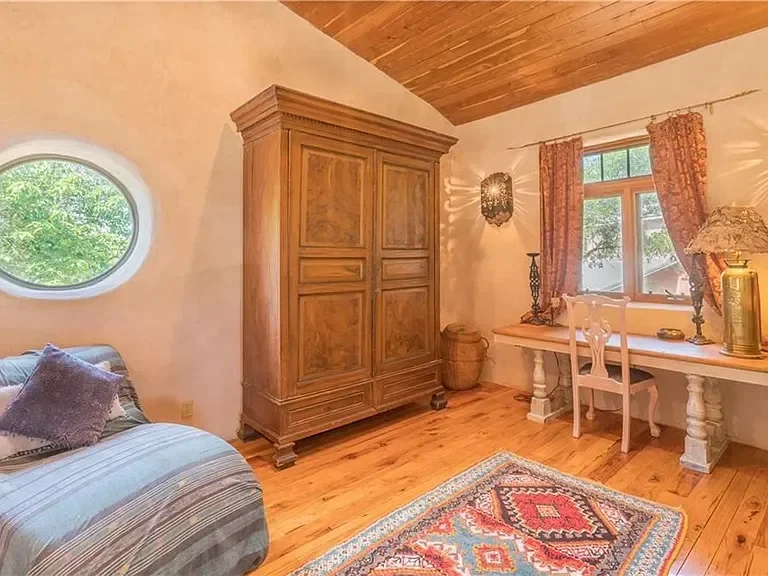 austin-texas-hill-country-bedroom-rustic-wardrobe.webp