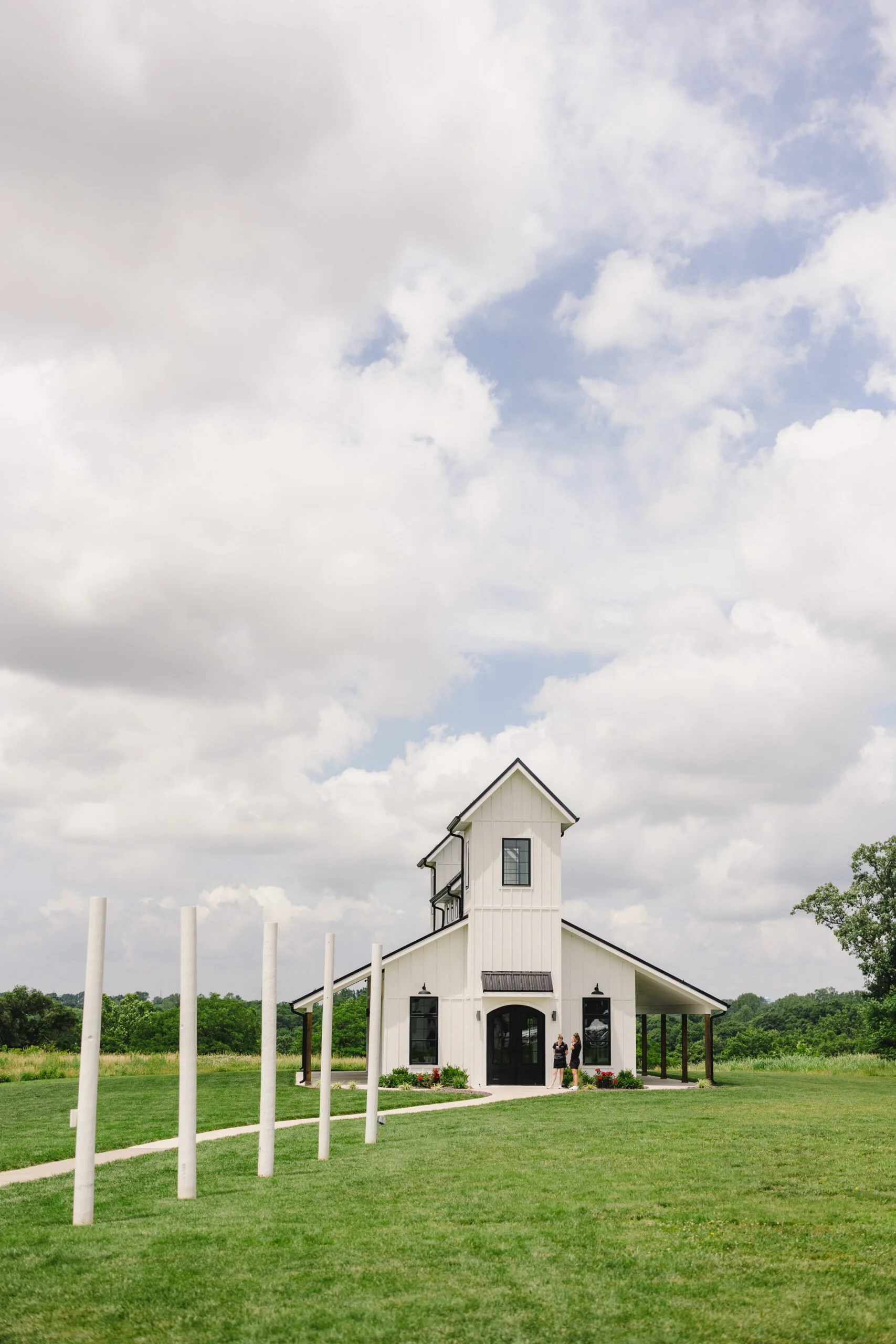 lacm-group-the-brim-kansas-city-wedding-venue-architect-chapel-exterior.jpg