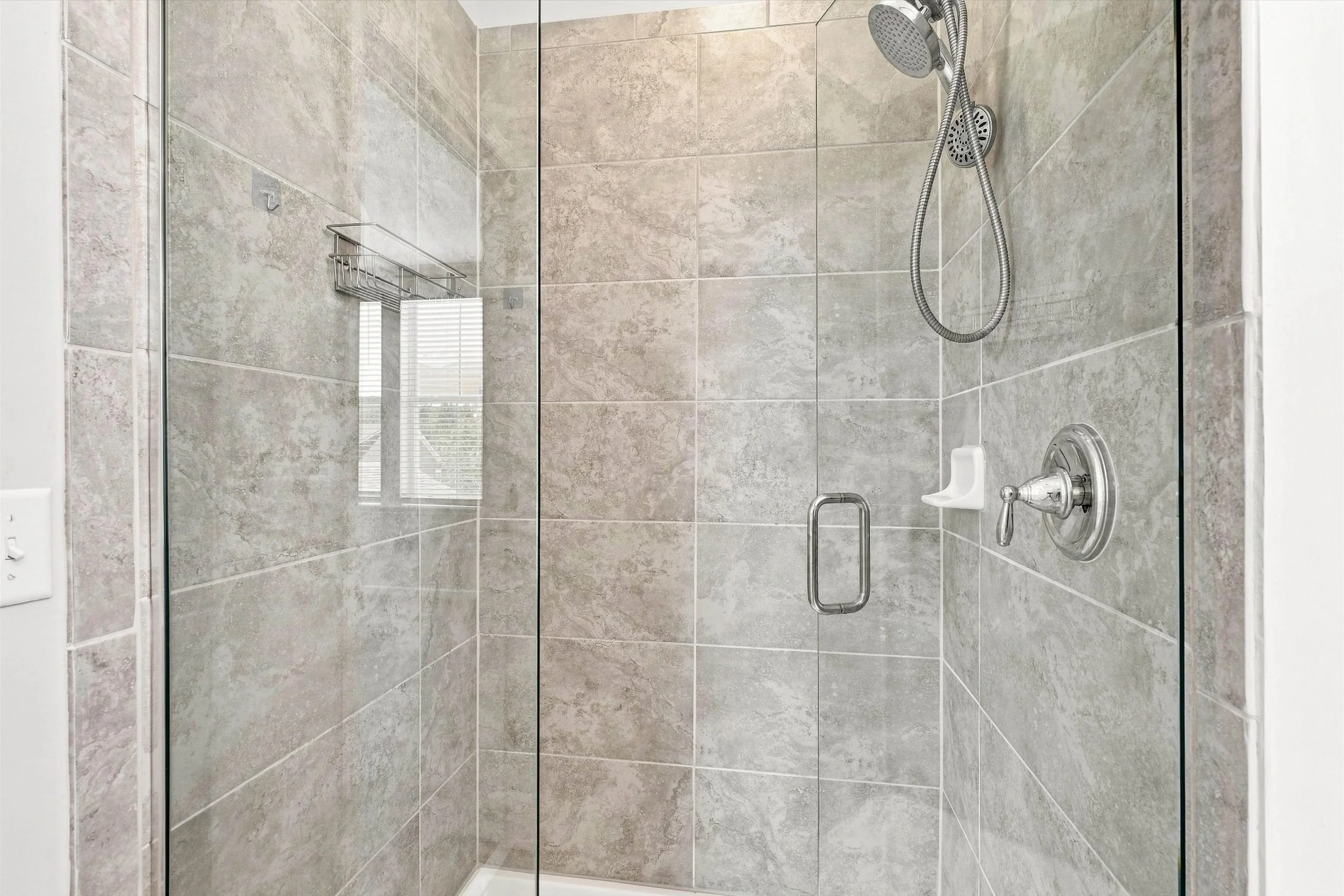 26-Shower.jpg