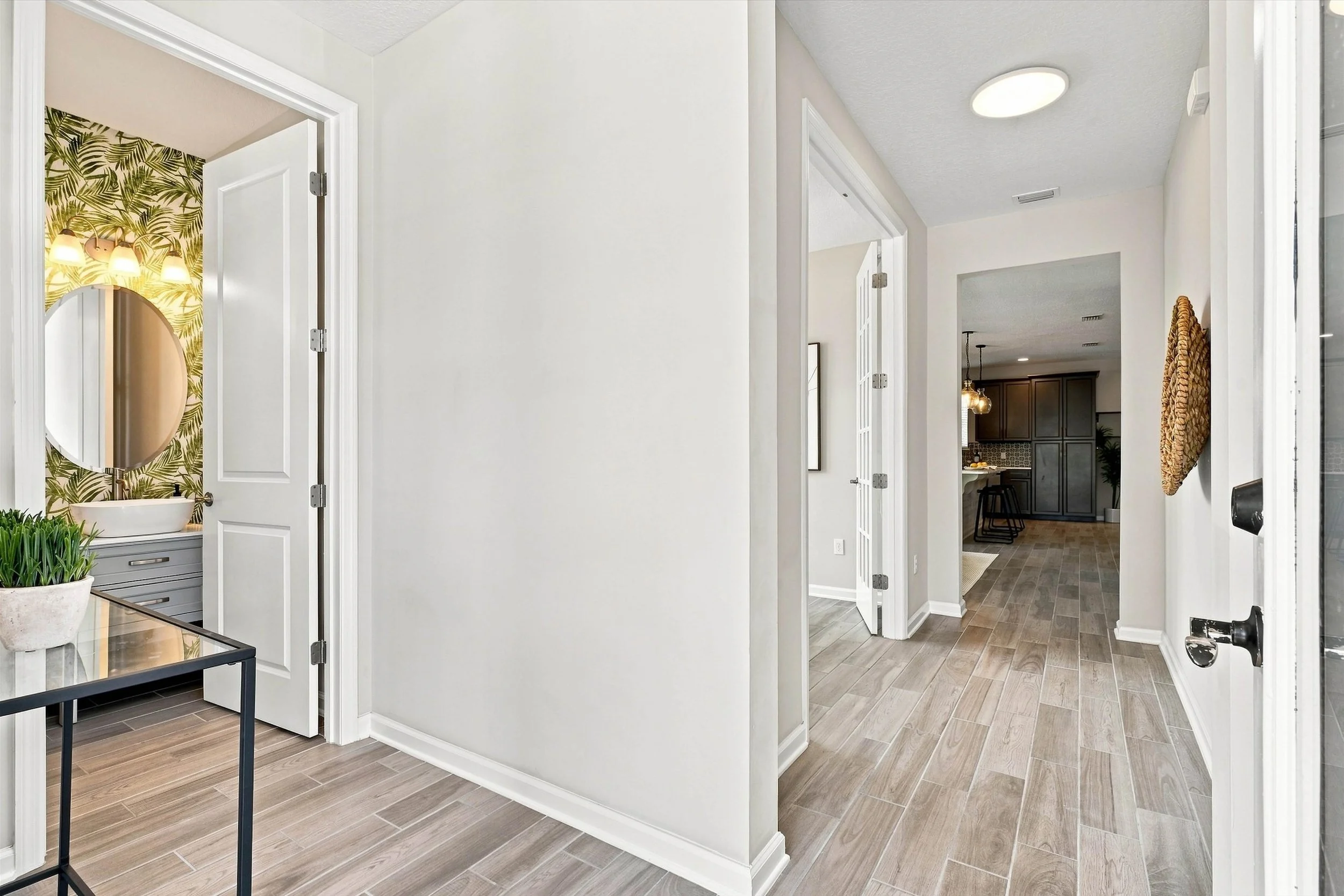 07-Foyer.jpg