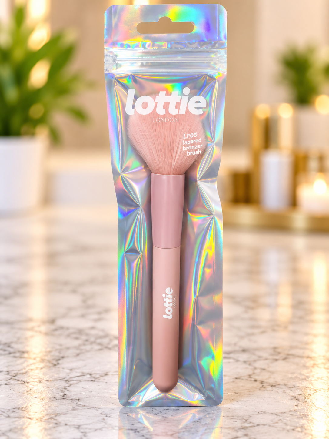Lottie London LF05 Tapered Bronzer Brush