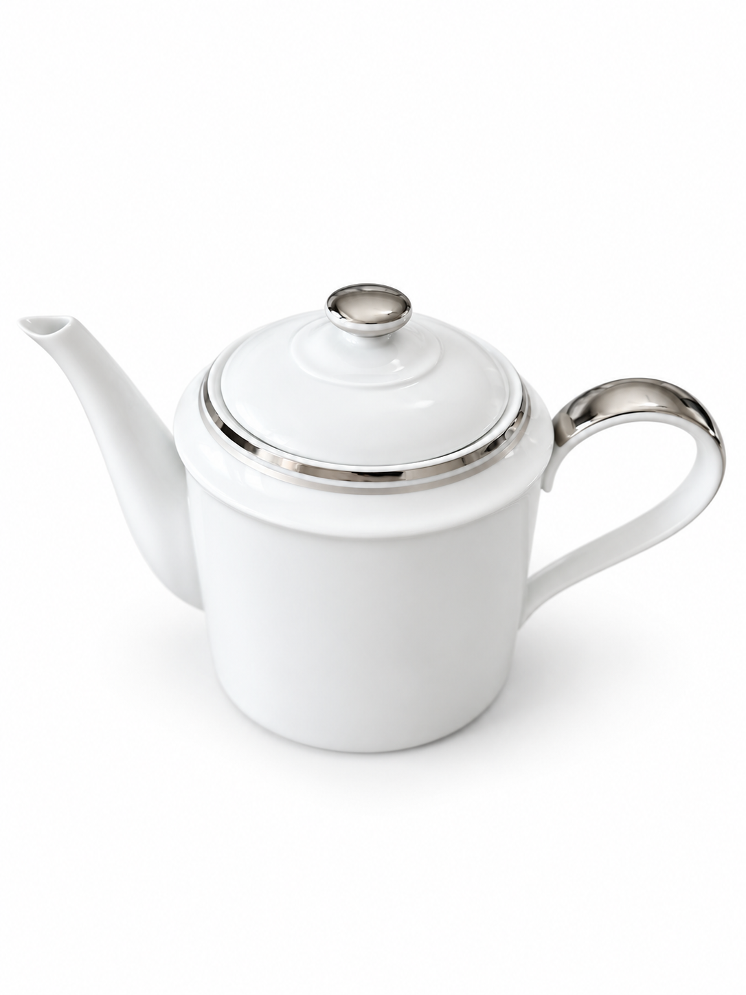Ralph Lauren Wilshire Porcelain Teapot – White/Platinum, 43.25 oz.