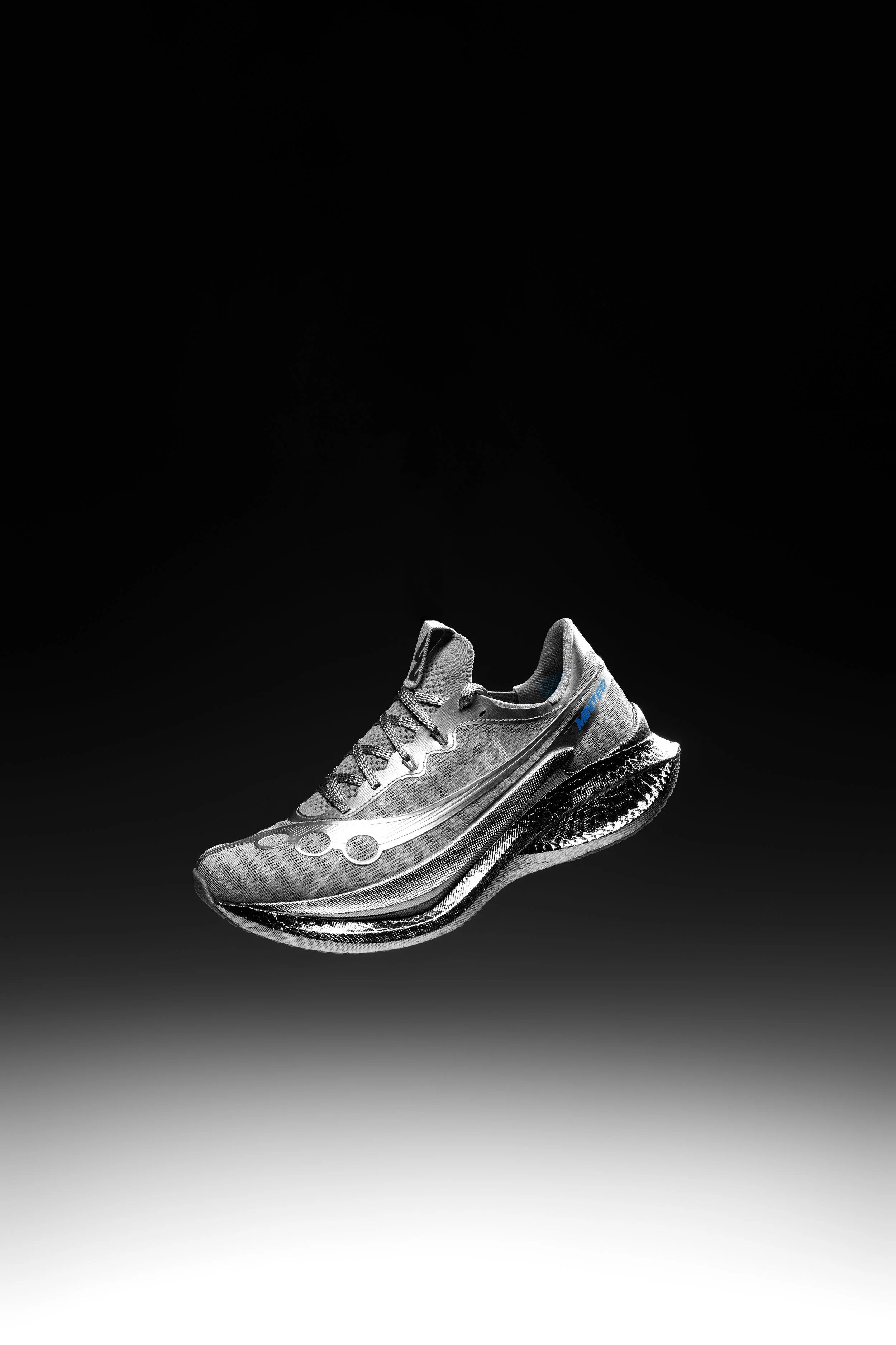 260523_SAUCONY_CHROMIUM0045.jpg