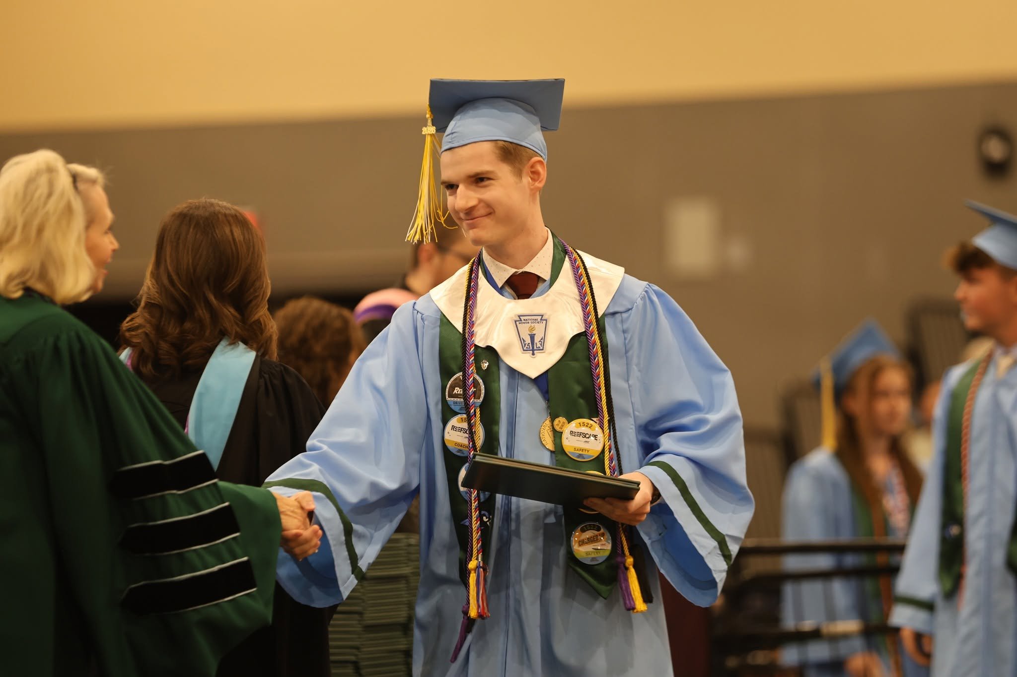 senior 16.jpg