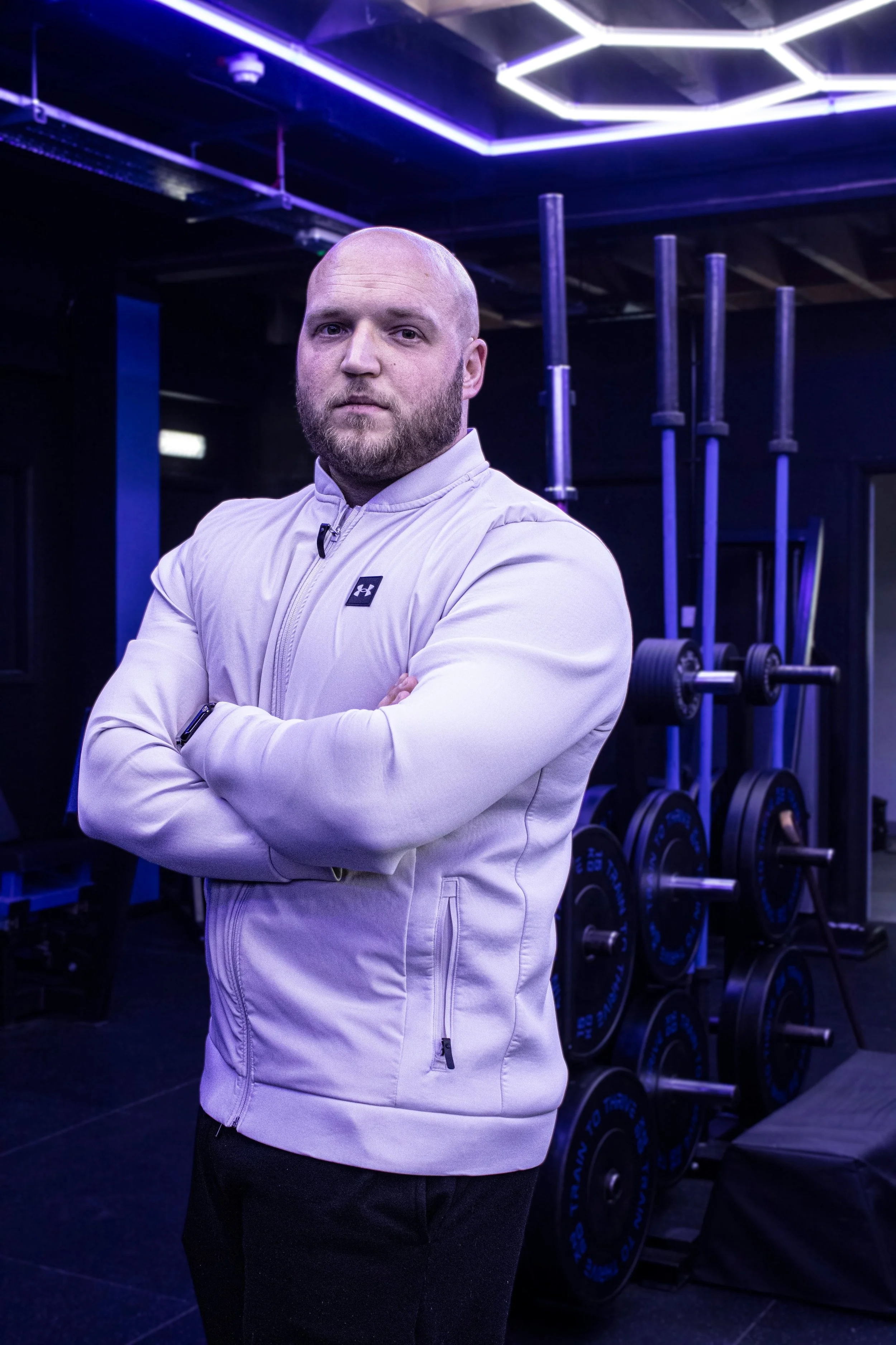 Mateusz Rys from MMR Fitness, approachable coach portrait