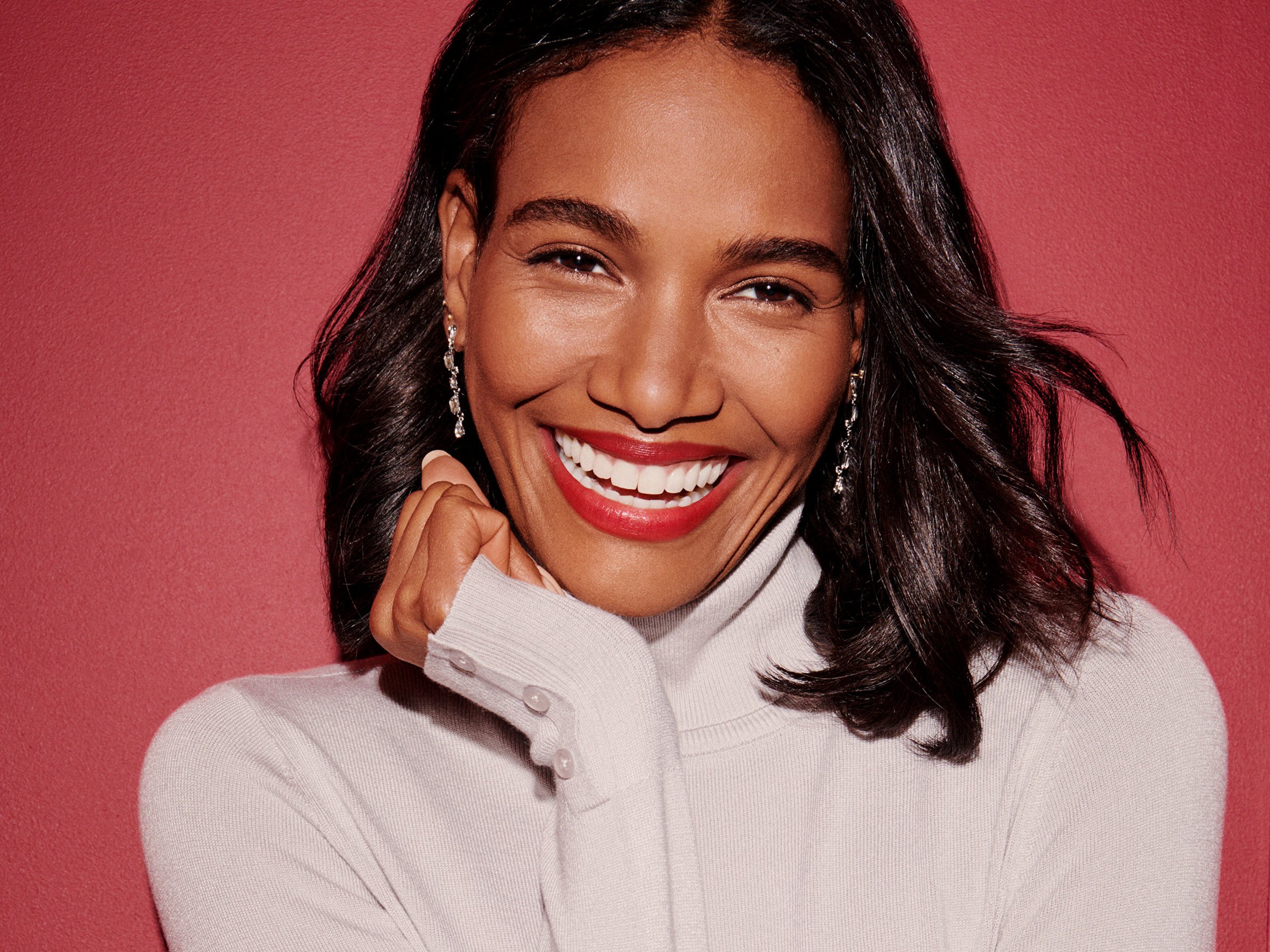 Ann Taylor Holiday_Arleniscover.jpg