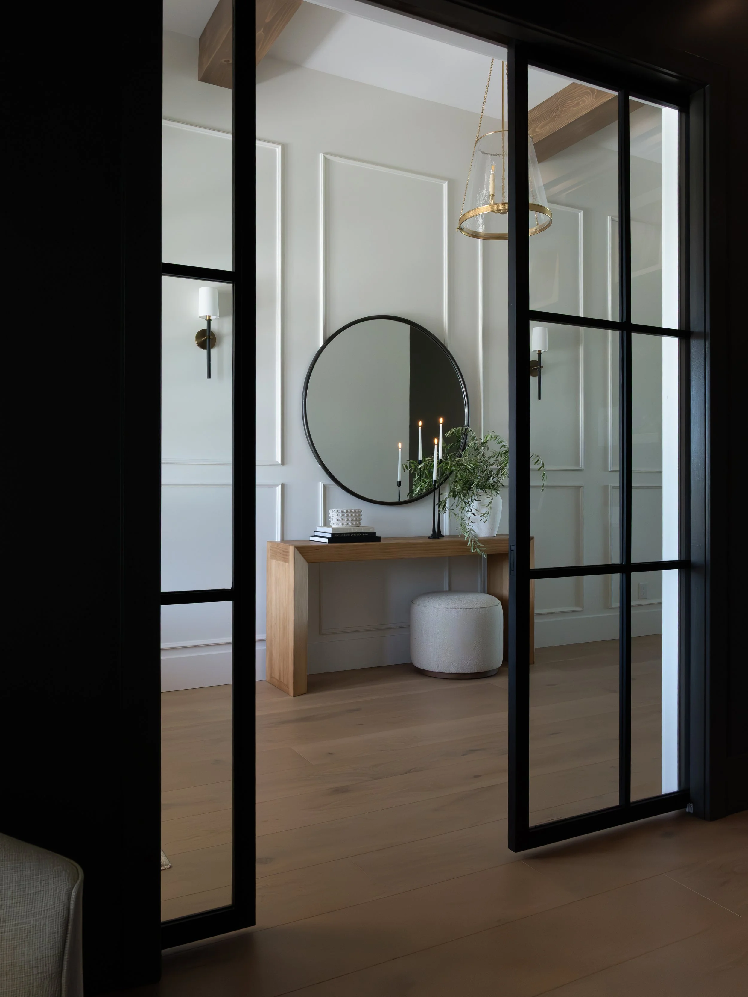 entry foyer moment