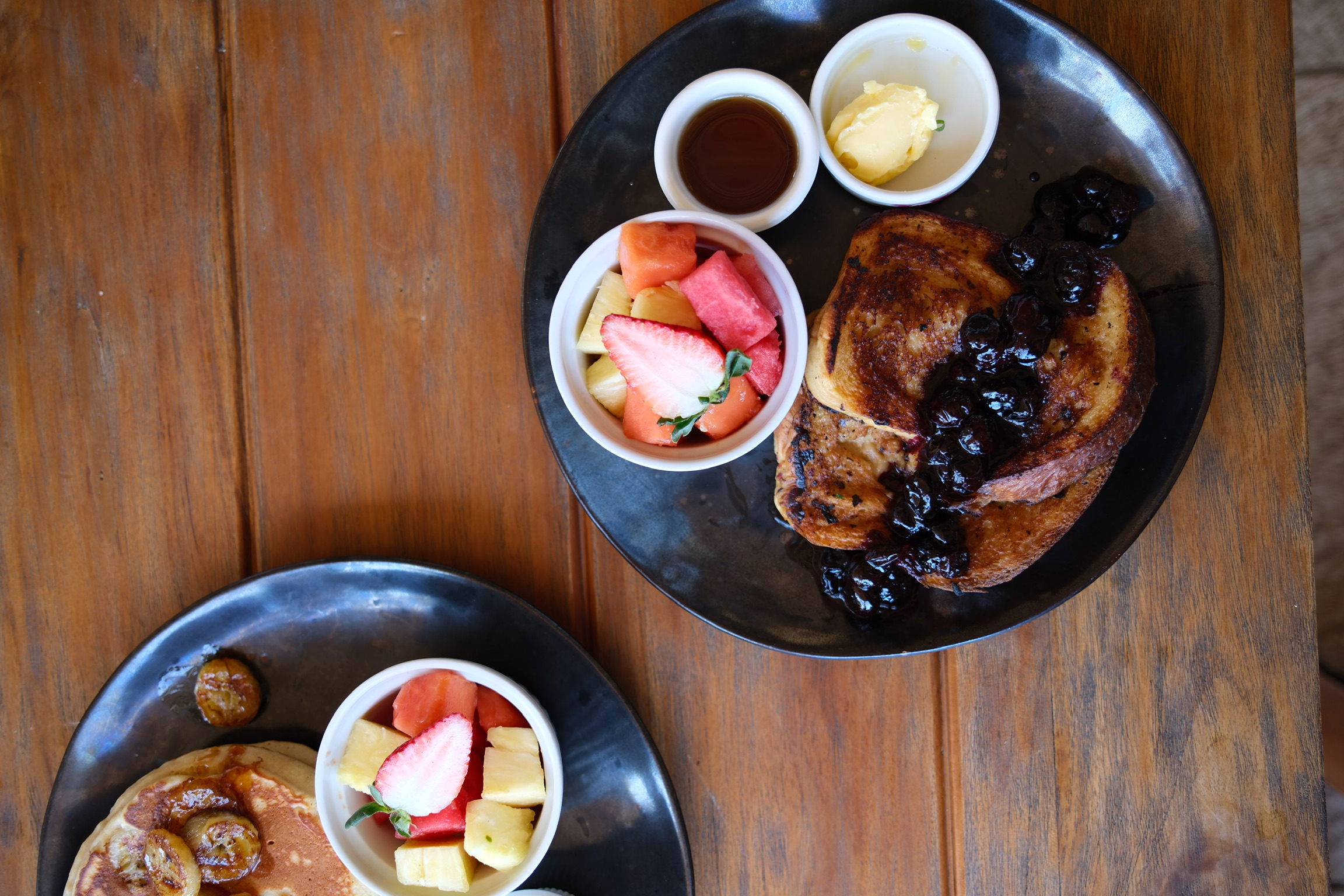 french toast with blueberries and fresh fruit at el ruco