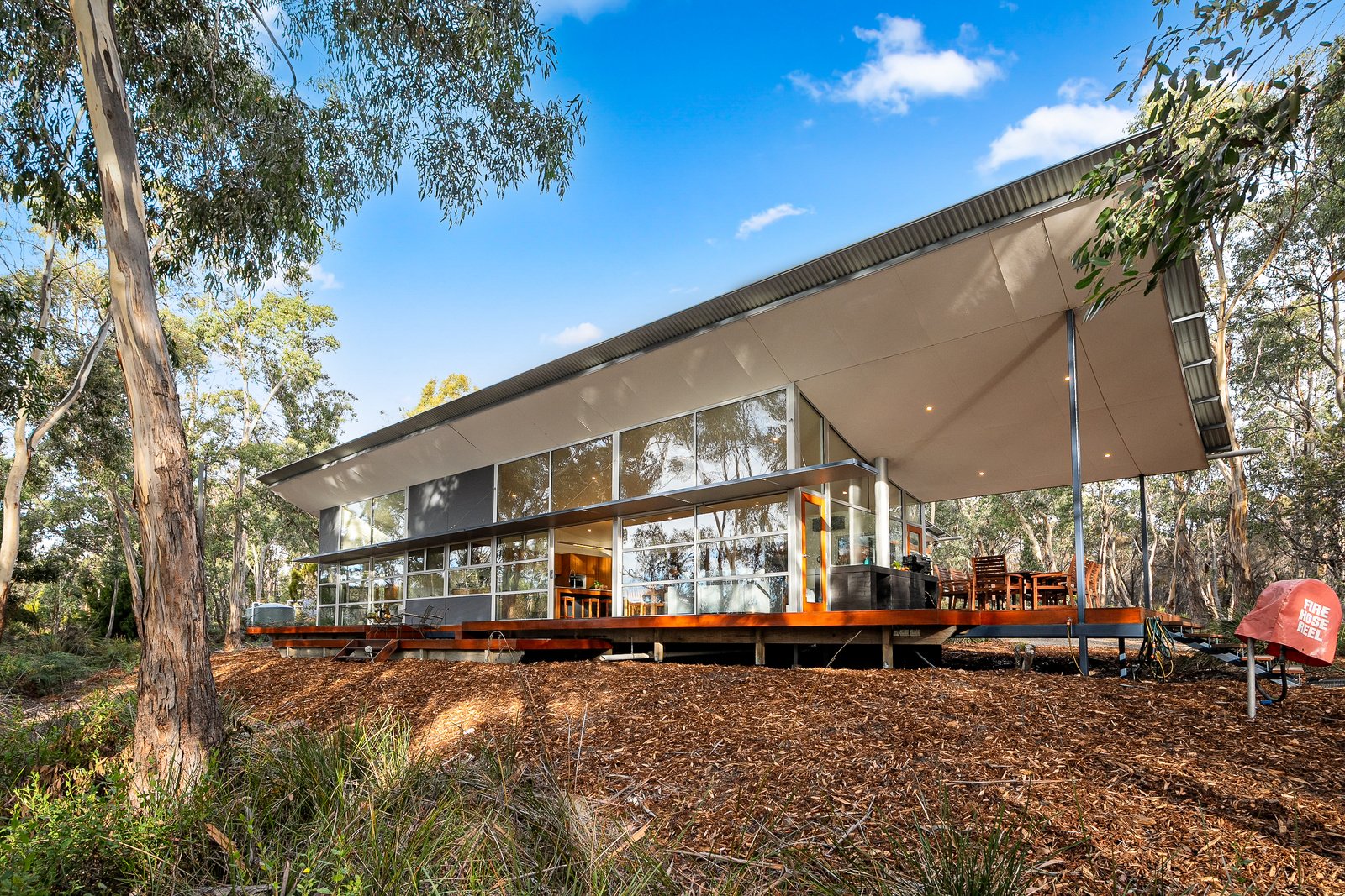 Bruny Bay House - 
Award-winning design · Sleeps 8 · Ocean views · Off-grid escape · 3 bathrooms