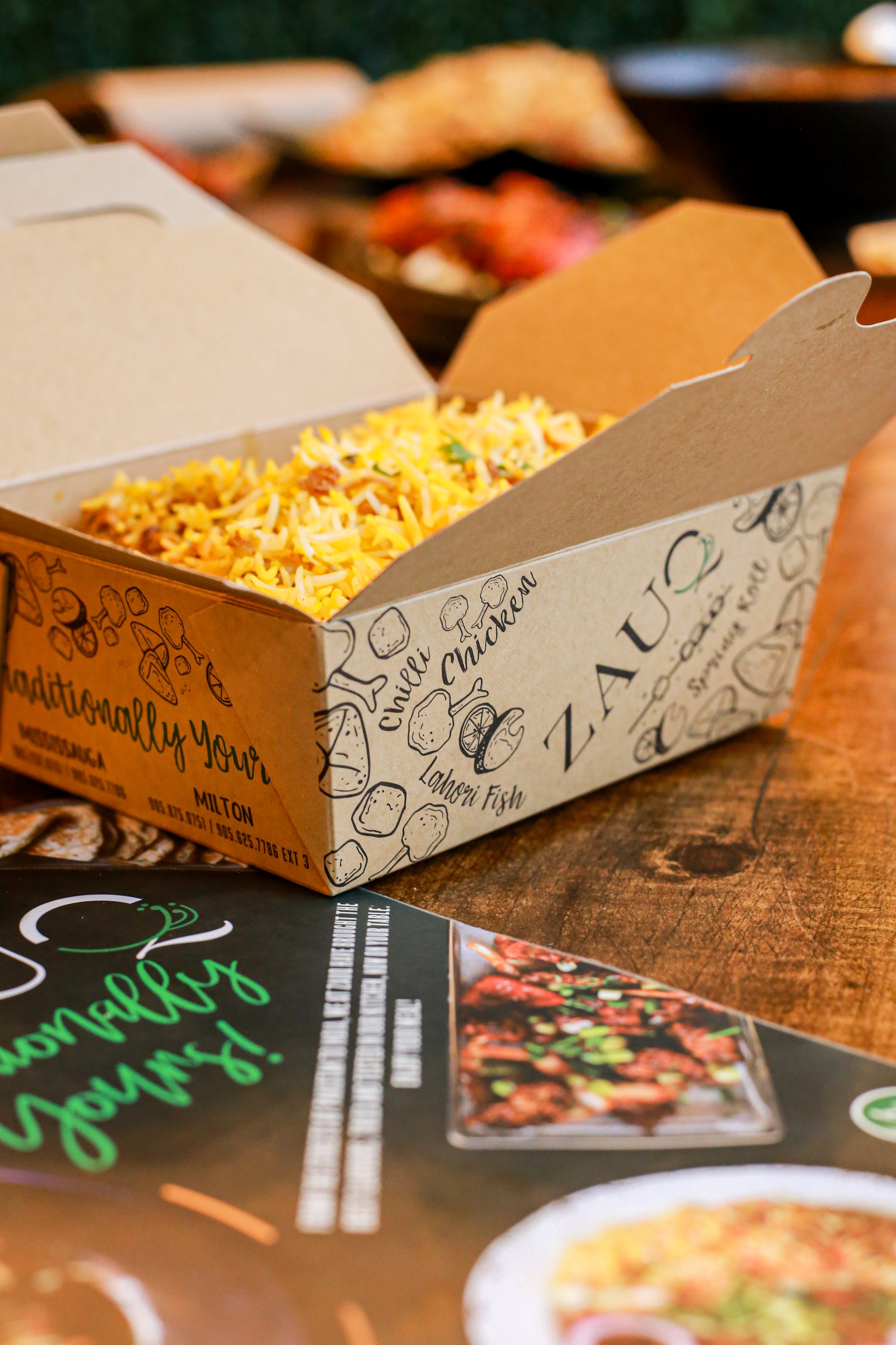 Takeout container design - Custom illustrations - Branding