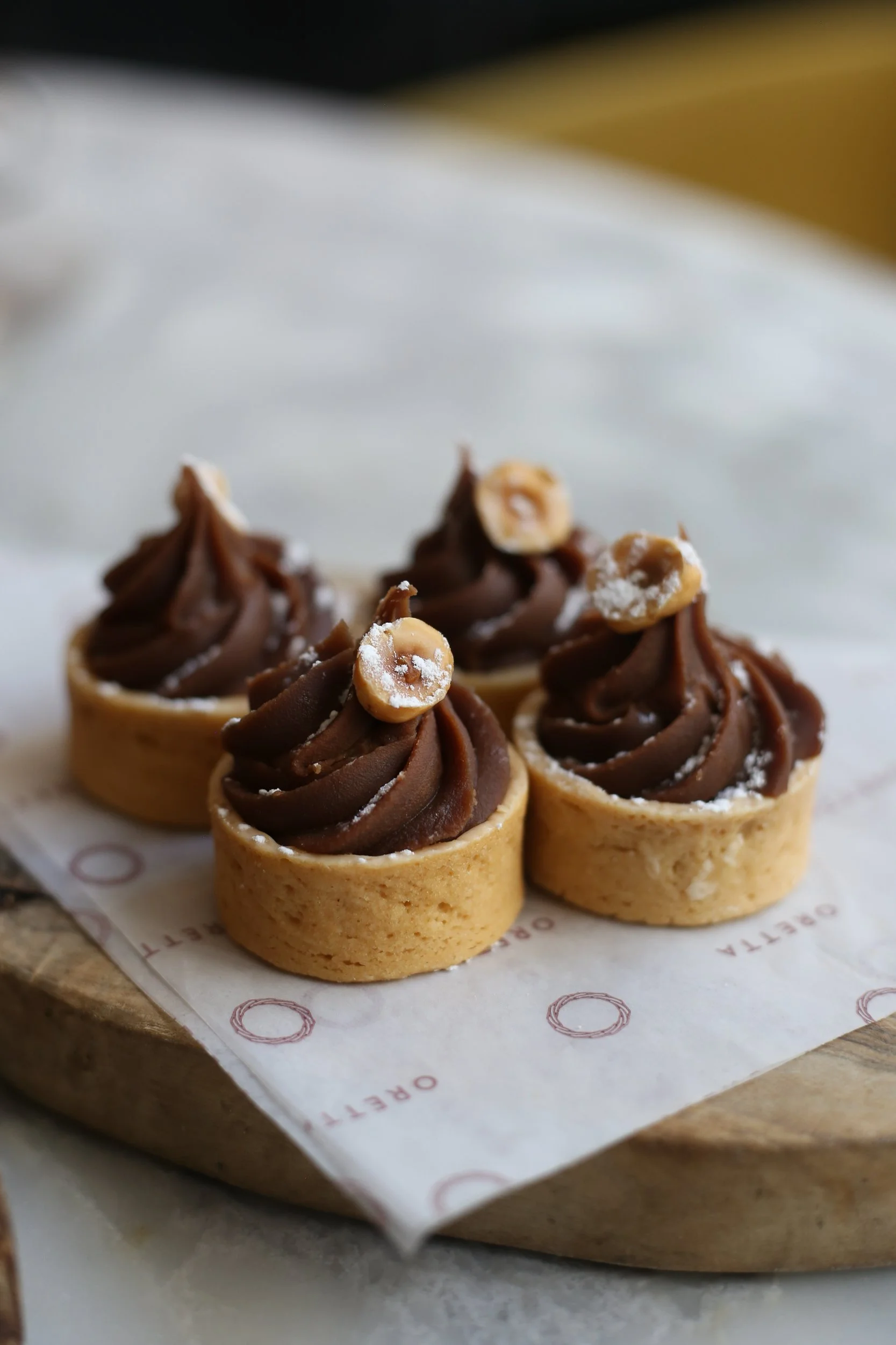 Parchment paper design - Takeout