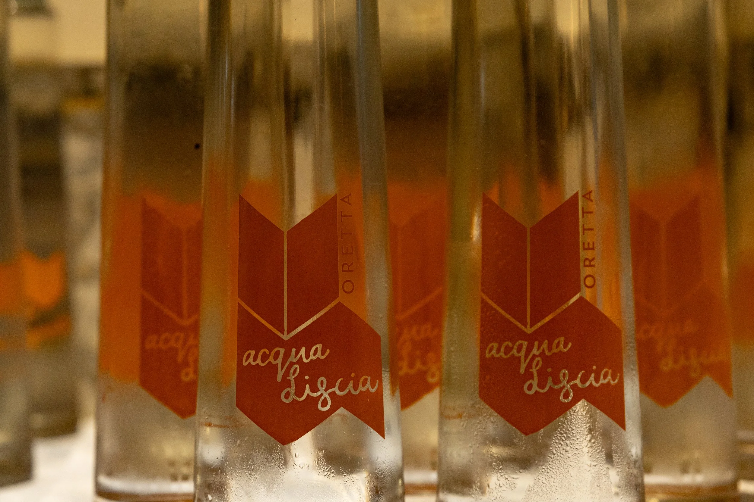 Bottle design - Custom hand-lettering - Branding