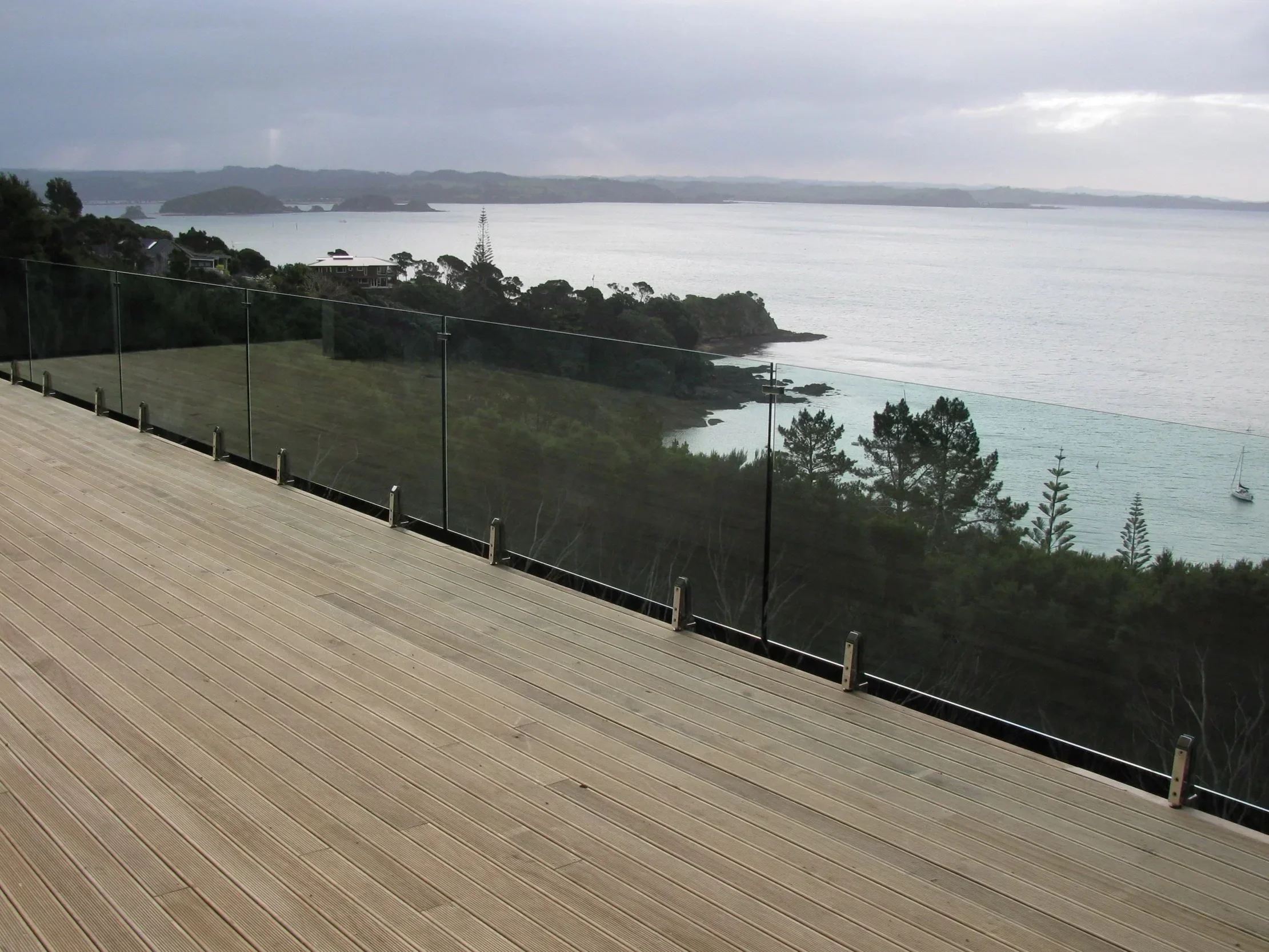 Top 5 Reasons to Invest in Frameless Glass Balustrades