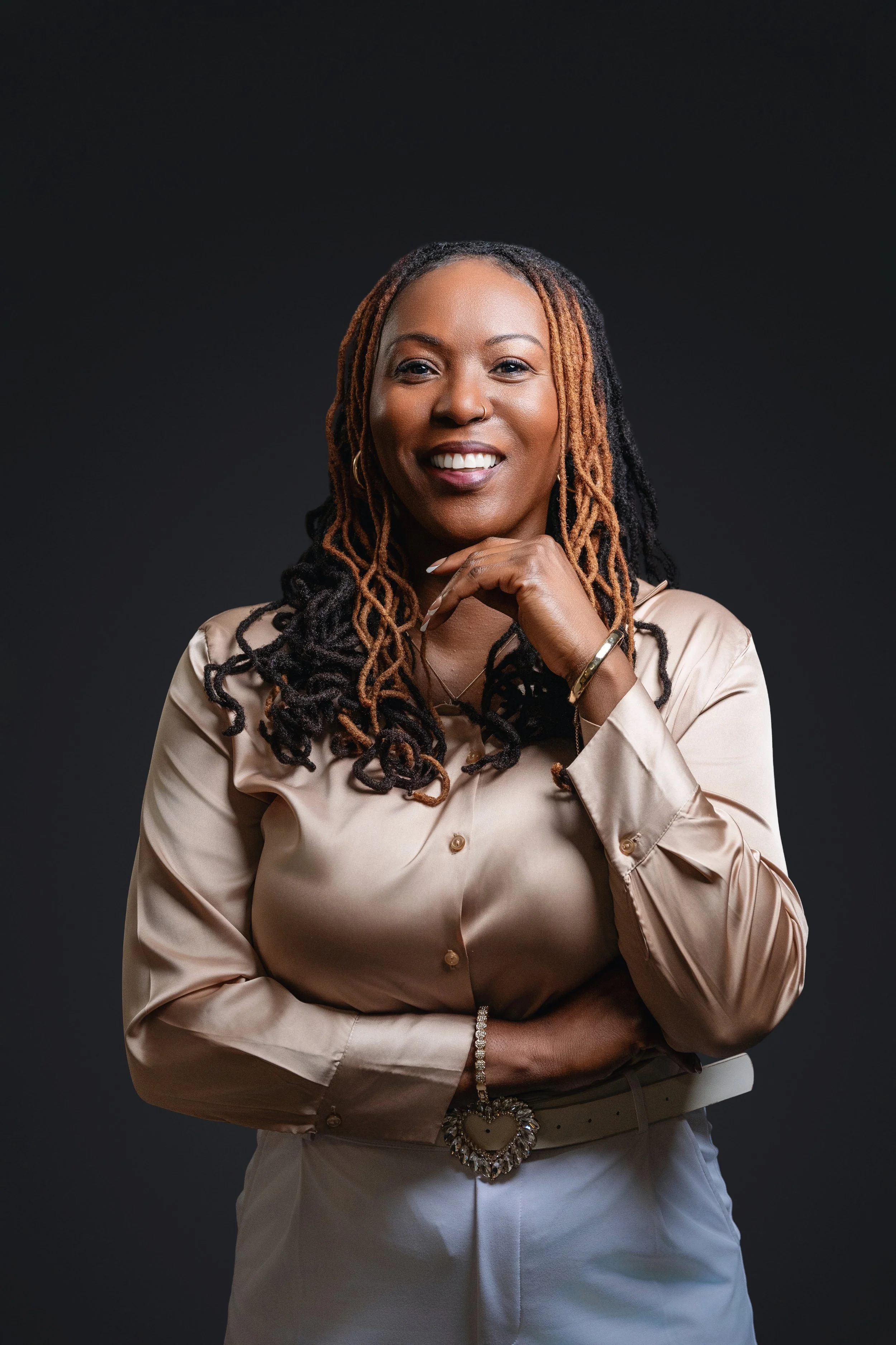 Founder of Space & Ease in a professional portrait
