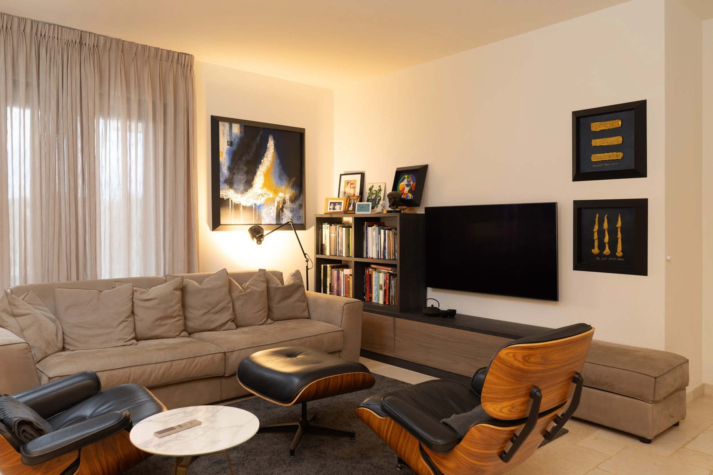 LIVING STUDIO a.jpg