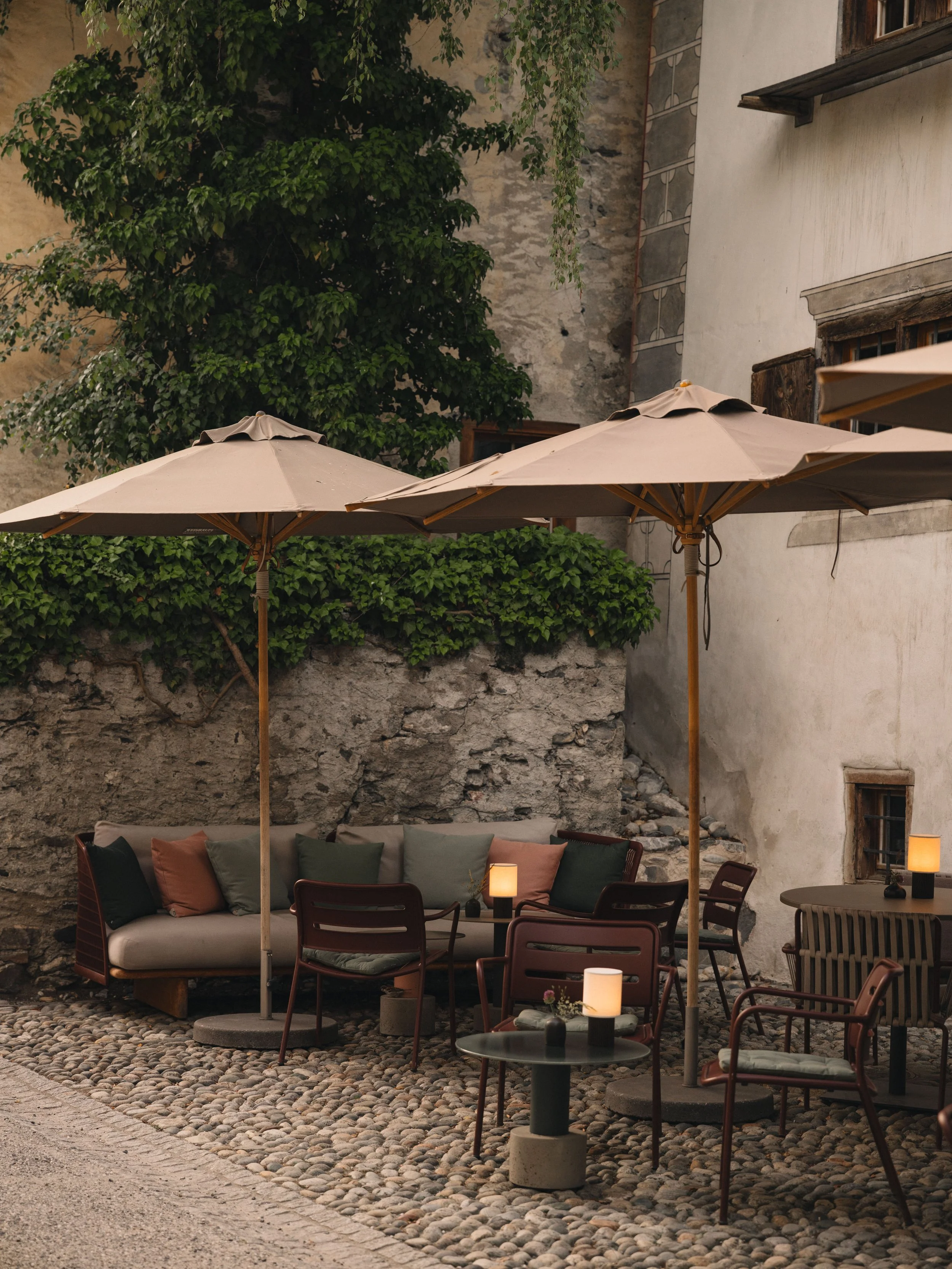 Casa Caminada in Fürstenau, Bündner Boutiquehotel, Sustainably Luxury, Bäckerei, Restaurant, Concept Store
