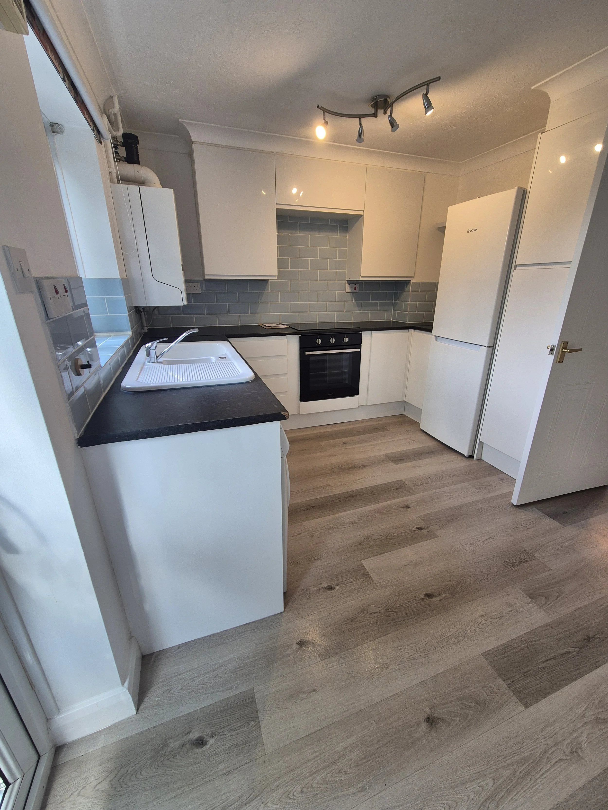 Moving Out? Your Complete End of Tenancy Cleaning Checklist