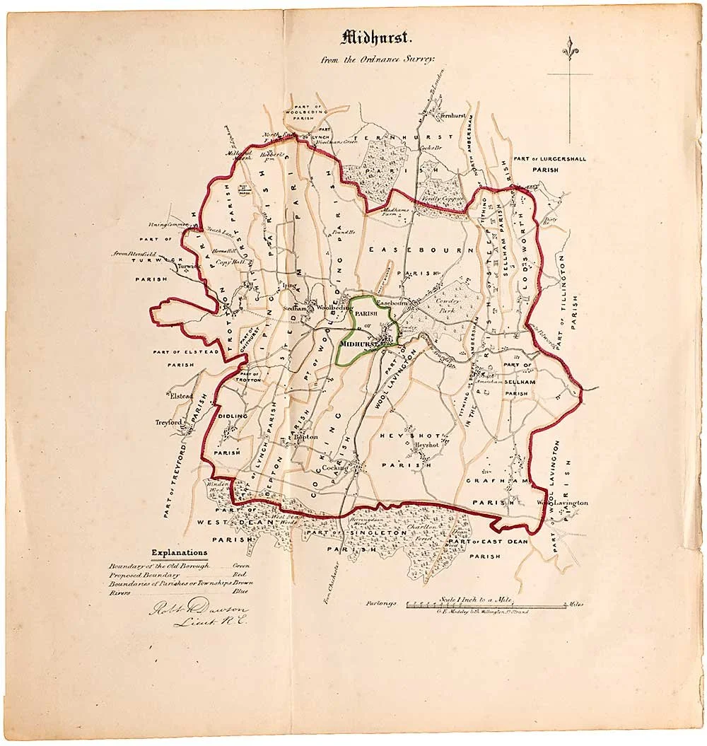 Map of Midhurst from the Ordinance Survey, showing parish boundaries, roads, and geographic features in black and red outlines with green for the parish of Midhurst.