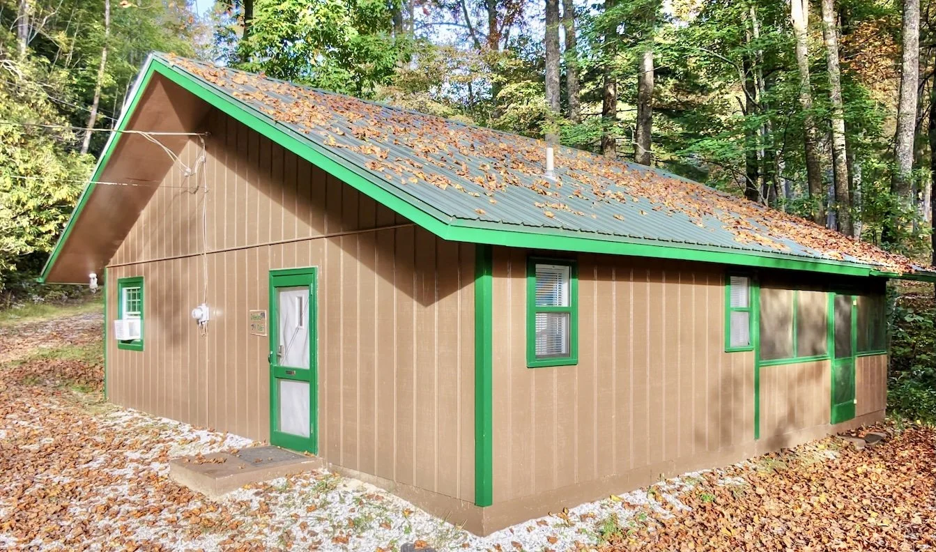 Twisted Arrow (Formerly Creekside Cabin) - Sleeps 10, Starting at $185/night