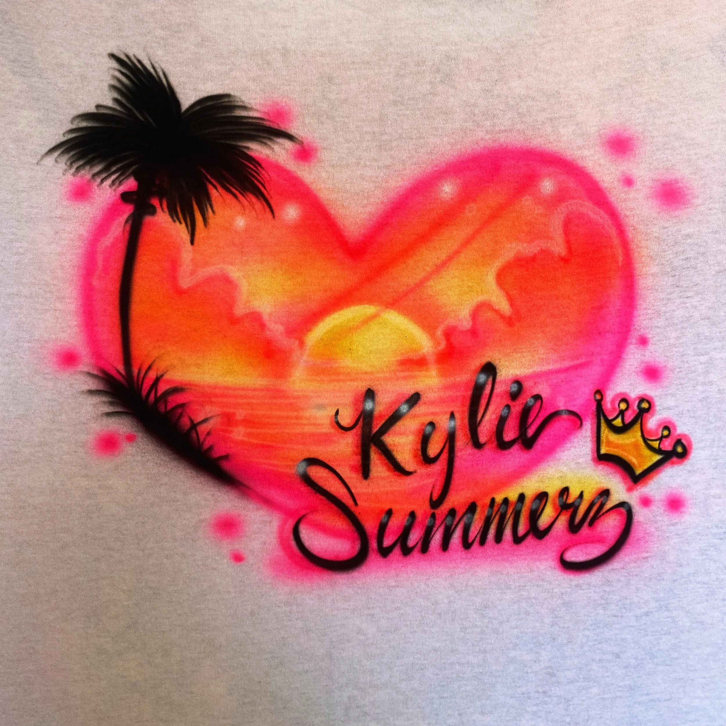 Cute concept! Special instructions to make the heart shape background and I love it.
#airbrush #airbrushart #toledo #toledoart #toledoartist