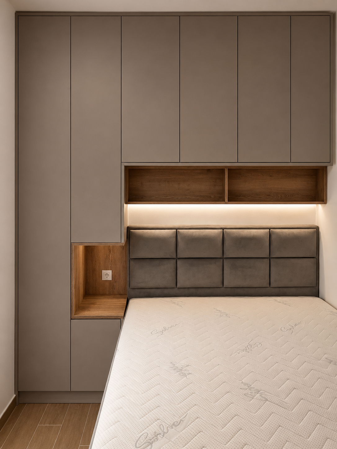 wardrobe (13).png