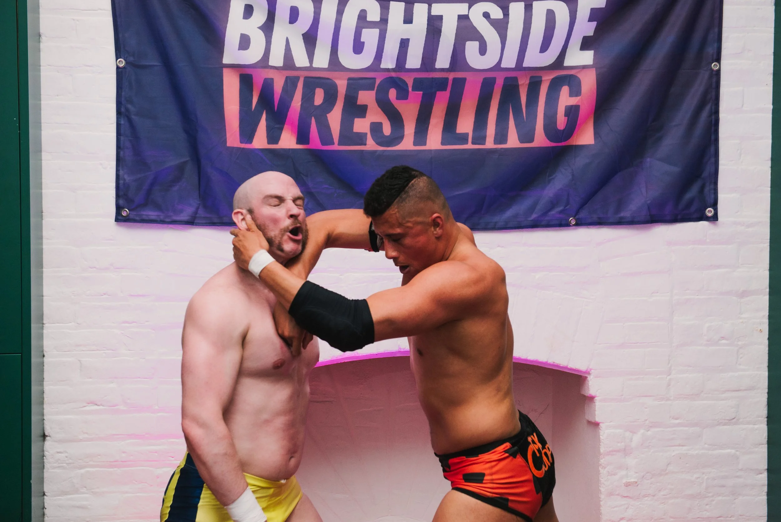 TK Cooper vs Jordon Breaks at BRIGHTSIDE wrestling in Brighton