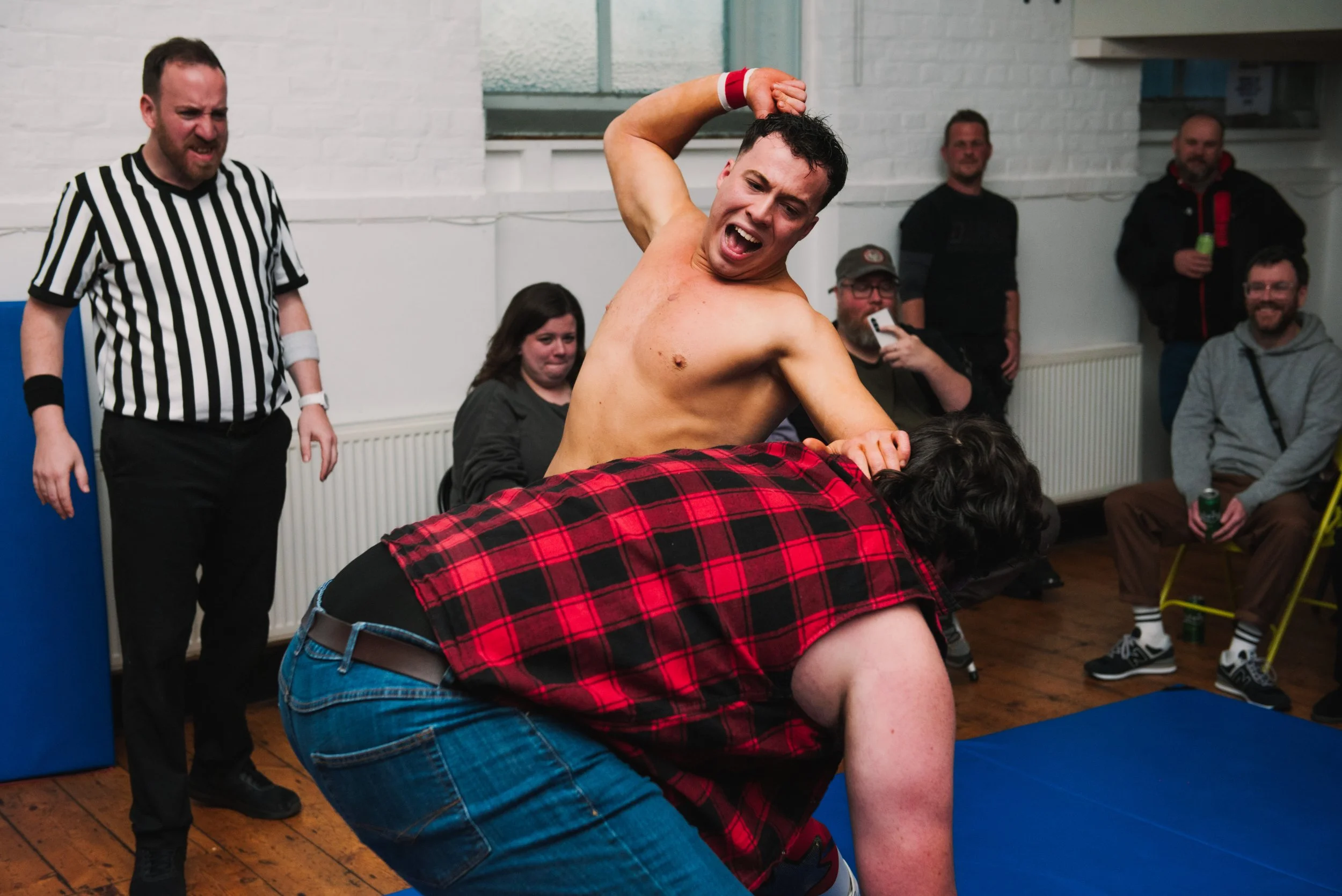 Cam Anderson vs Big Ben MacDonald at BRIGHTSIDE wrestling in Brighton