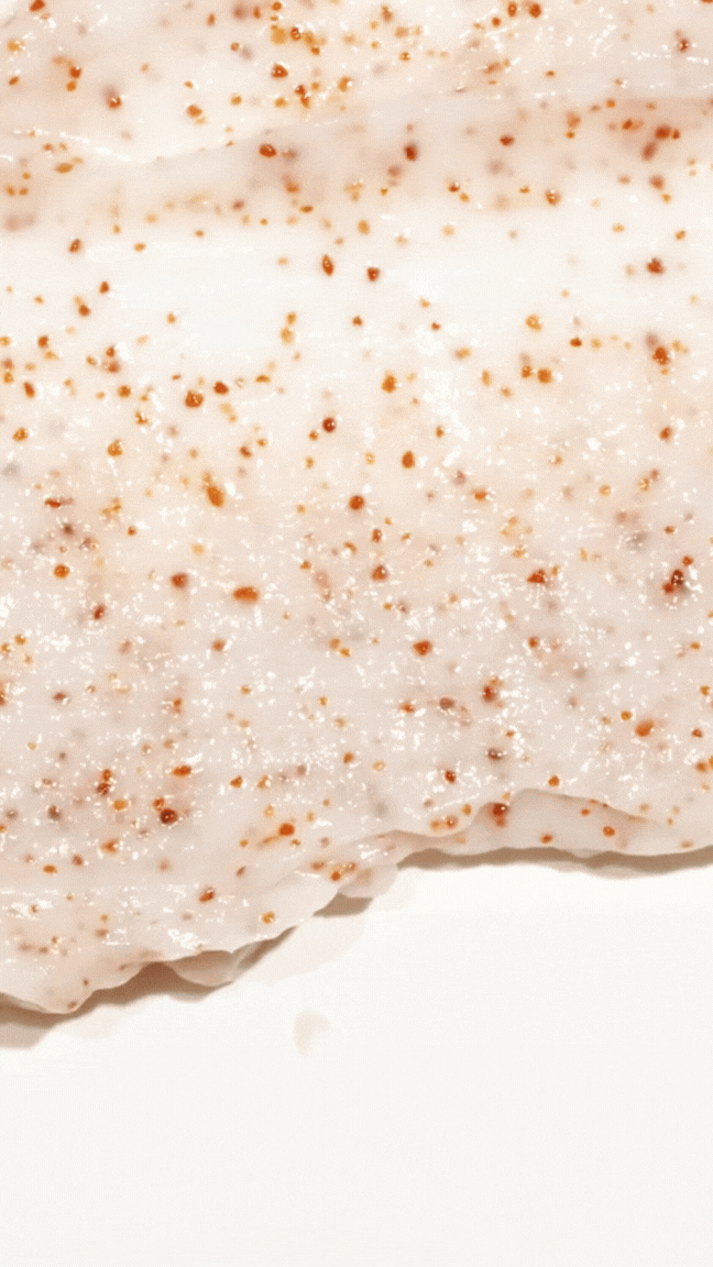 Deep Cleanse Scalp Scrub - Rosemary & Mint MELANY LAB.gif
