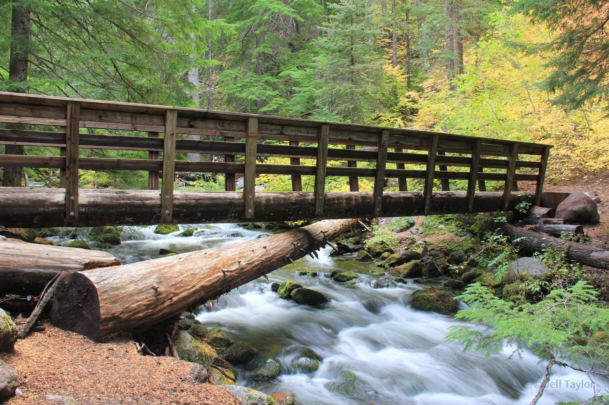 Wooden foot bridge Mount Hood area Oregon-2.jpg