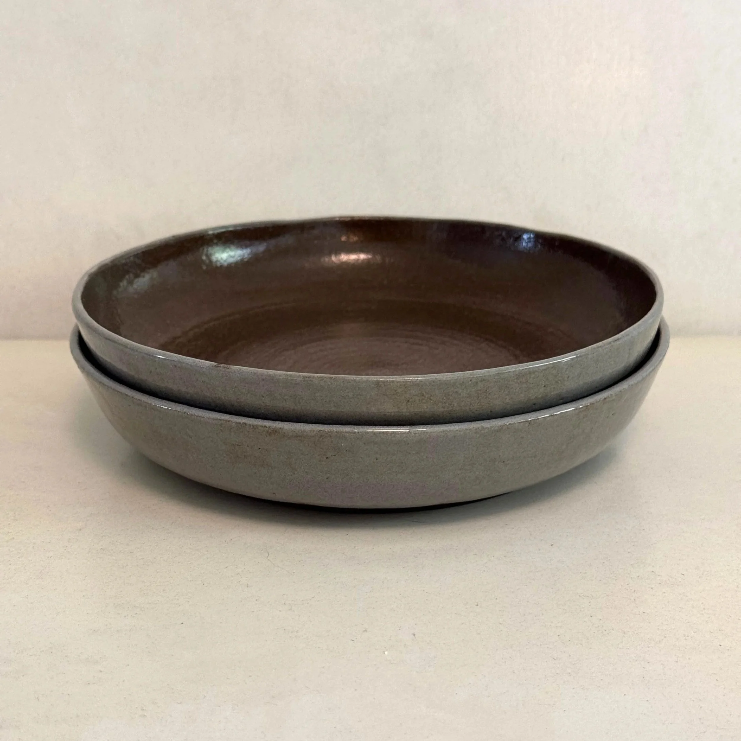 Set of 2 Dinner Blates with Blue Scalloped Glaze