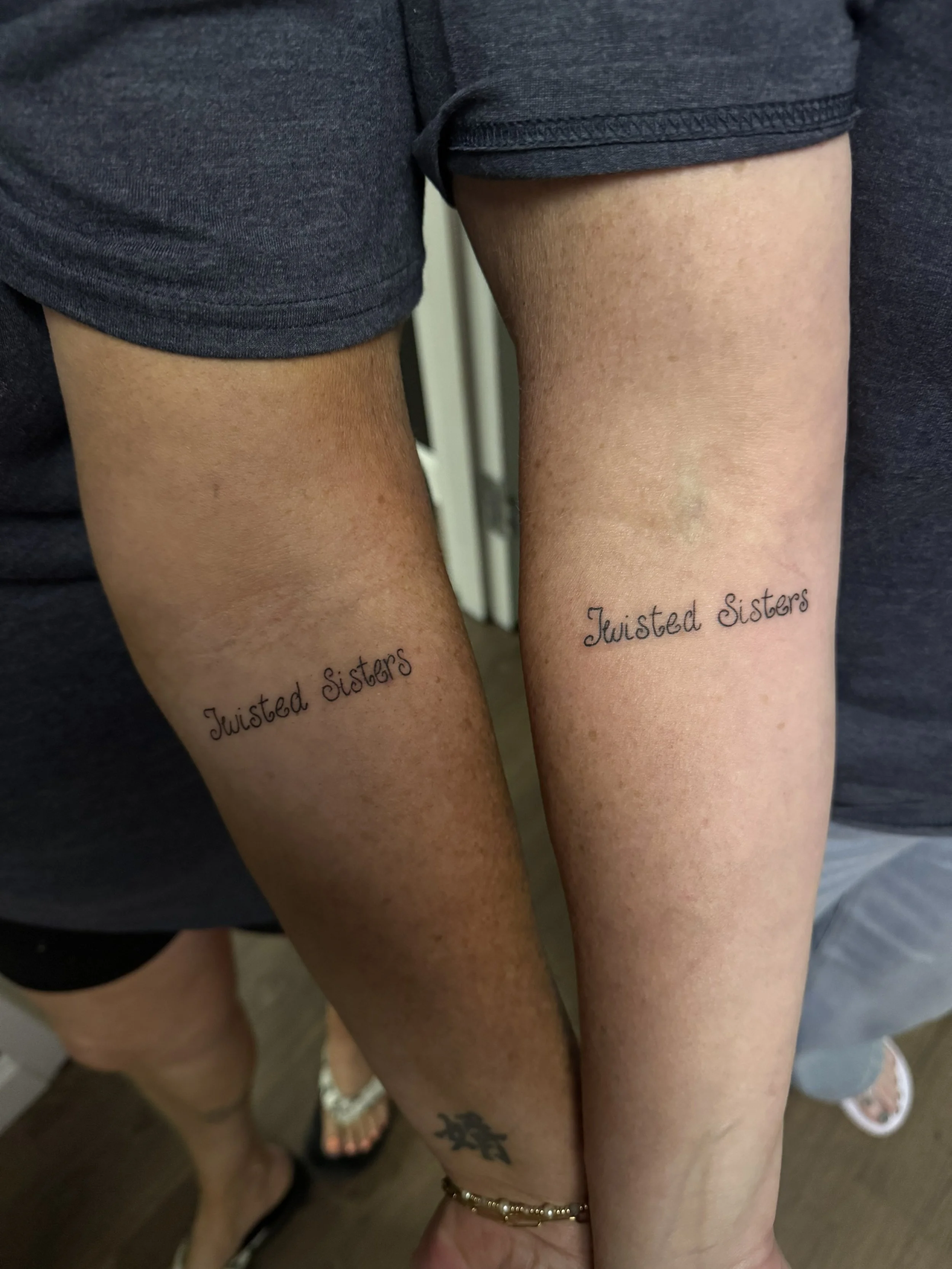 twised sisters.jpg