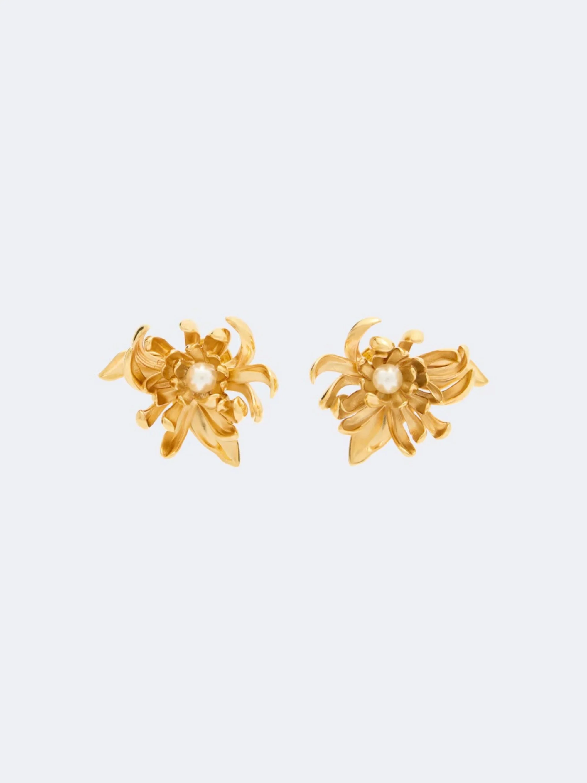 OSCAR DE LA RENTA - Chrysanthemum faux-pearl stud earrings