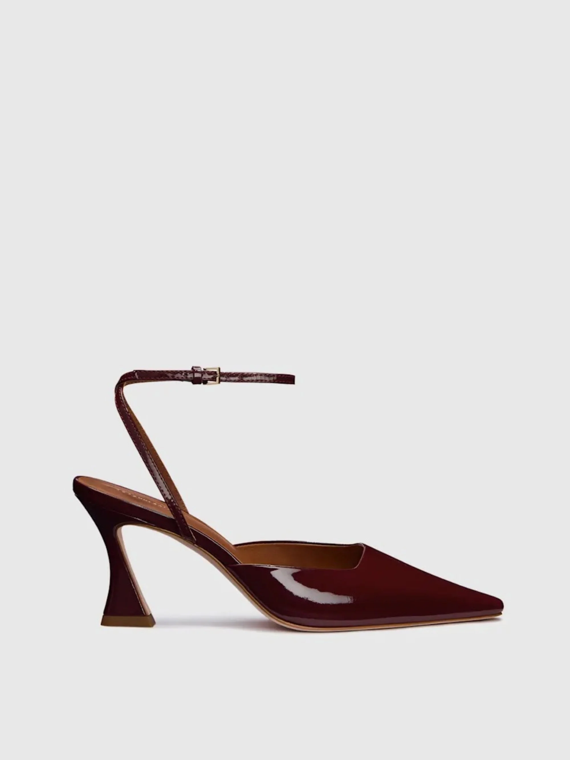 REFORMATION - Natasha Pump