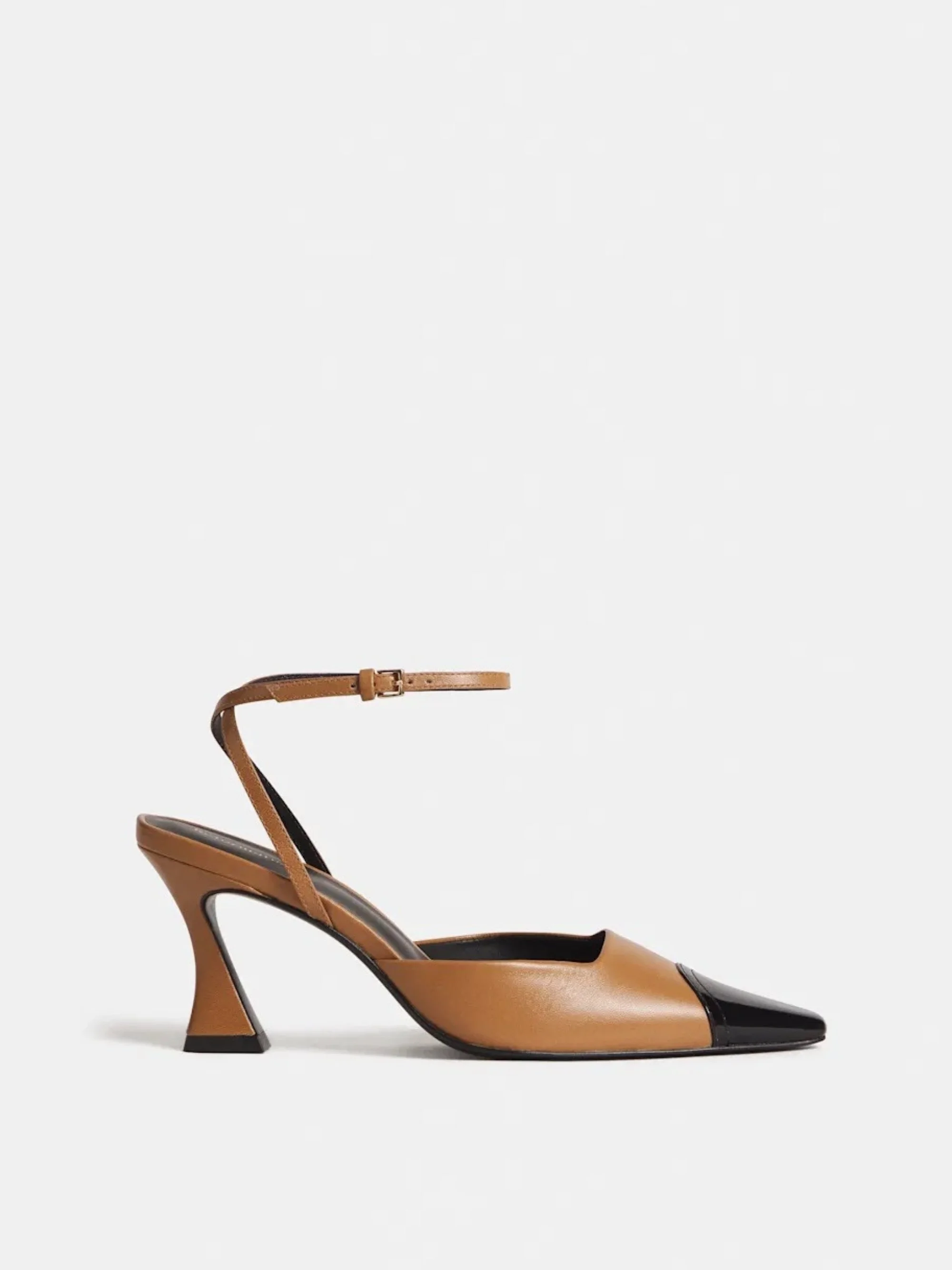 REFORMATION - Natasha Pump