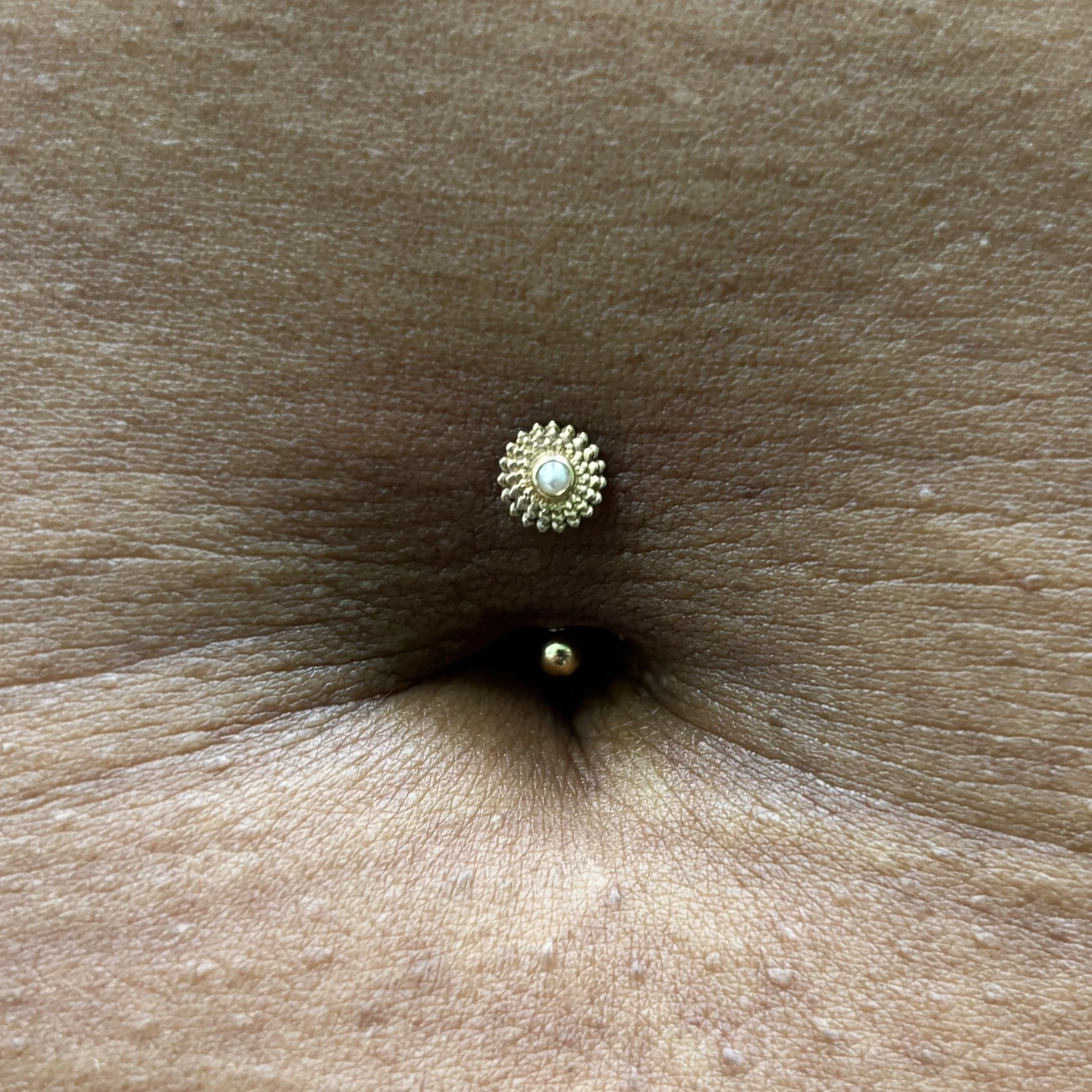 Navel b.JPEG